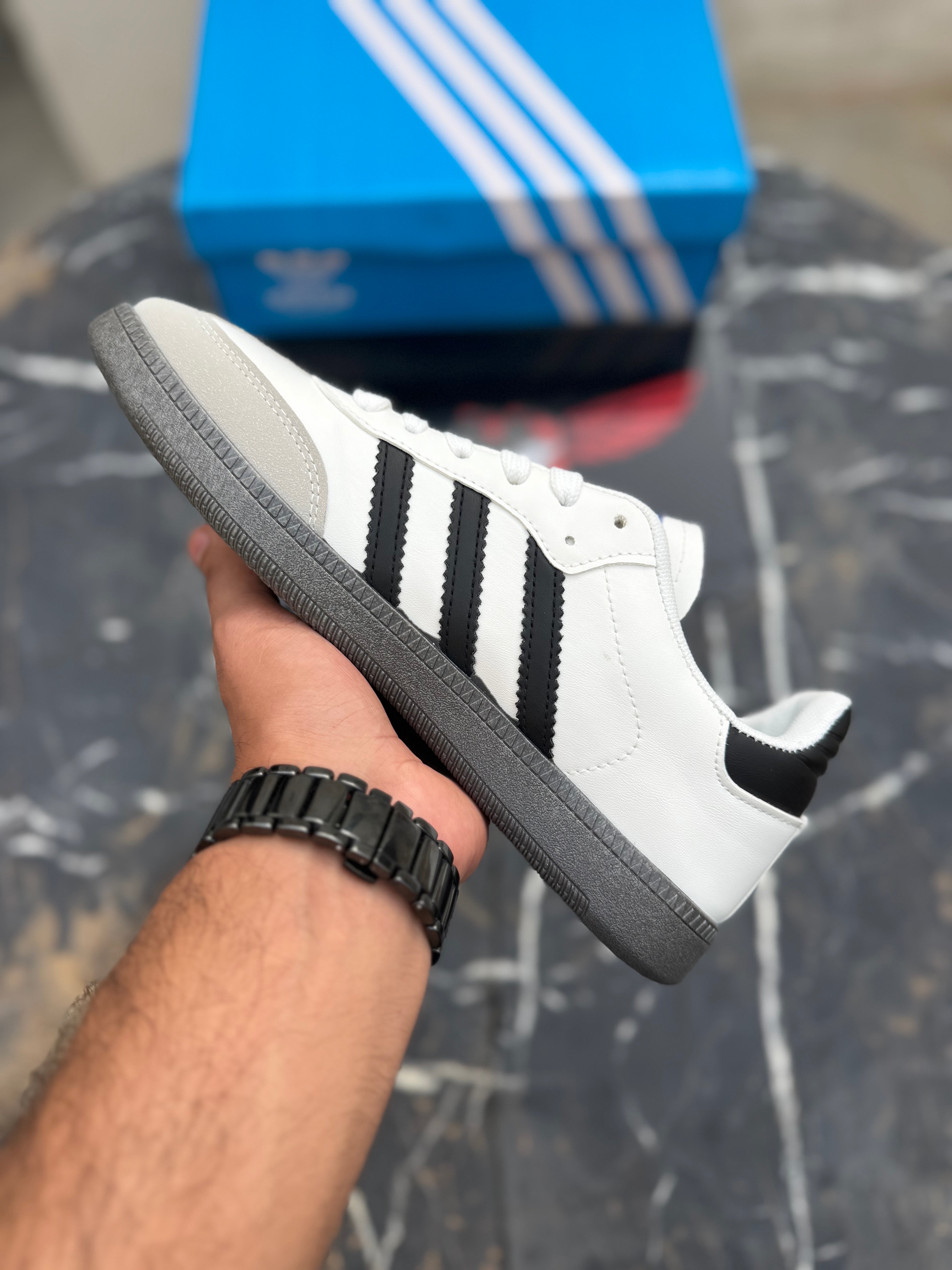AD samba White Black (EB)