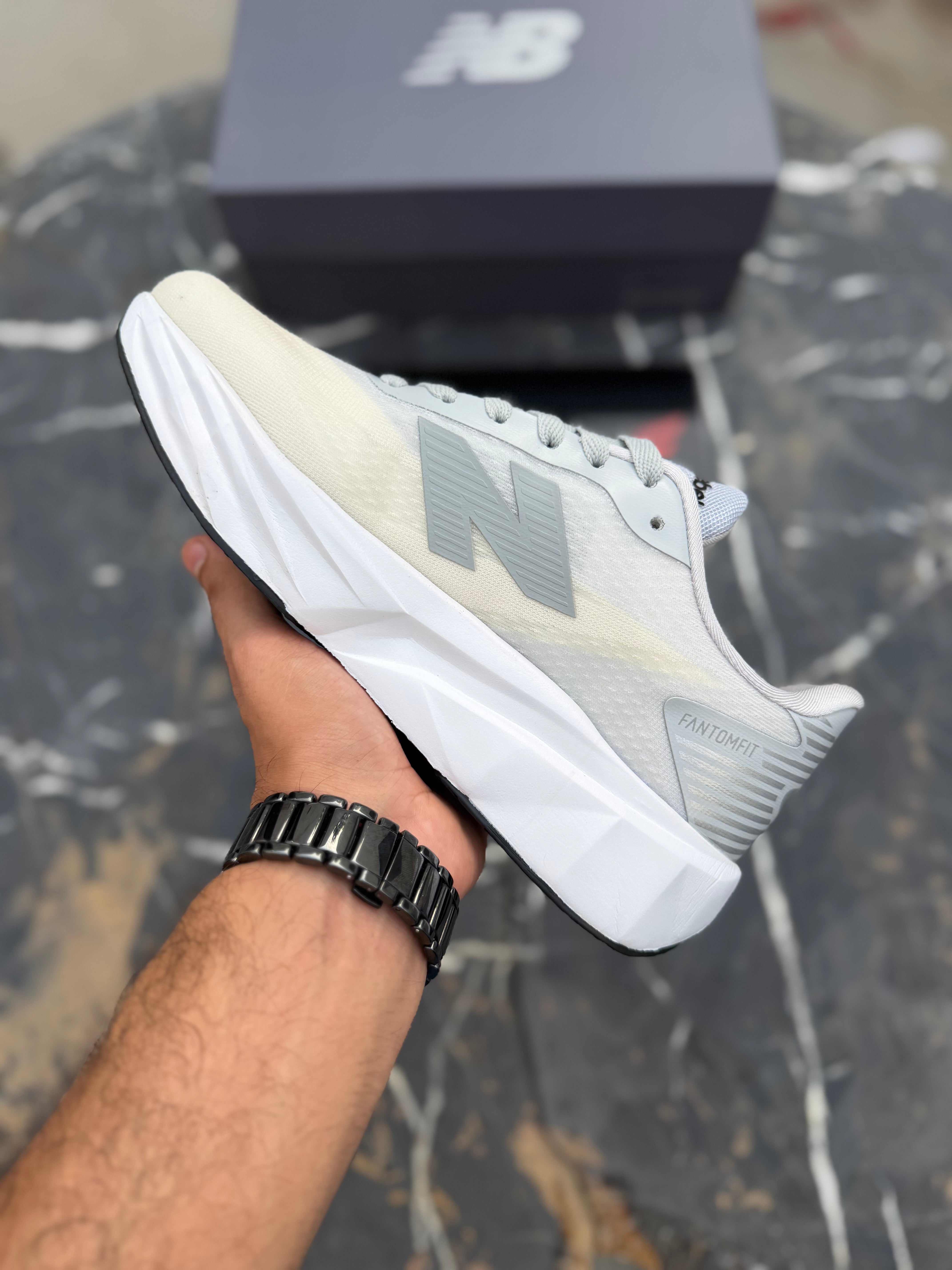 NB Rebel V5 Linen Grey