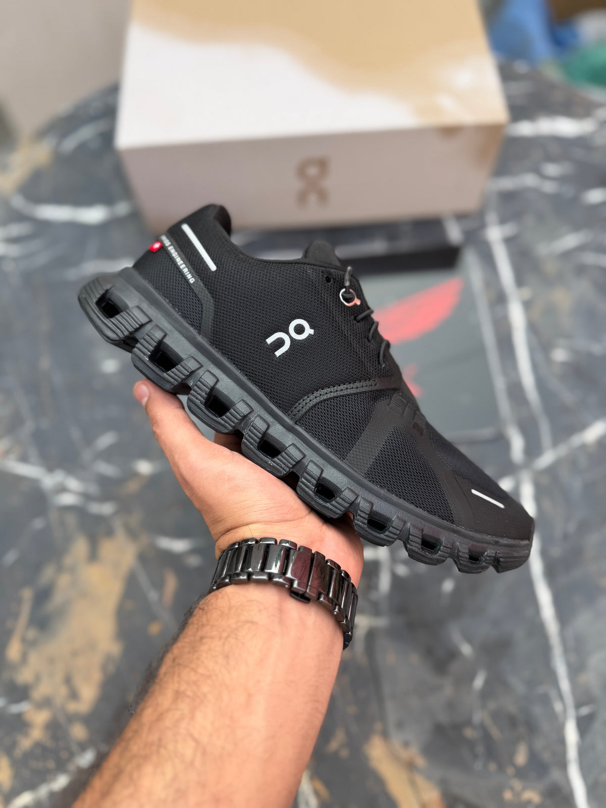 On Cloud 6 All Black (1:1 batch)