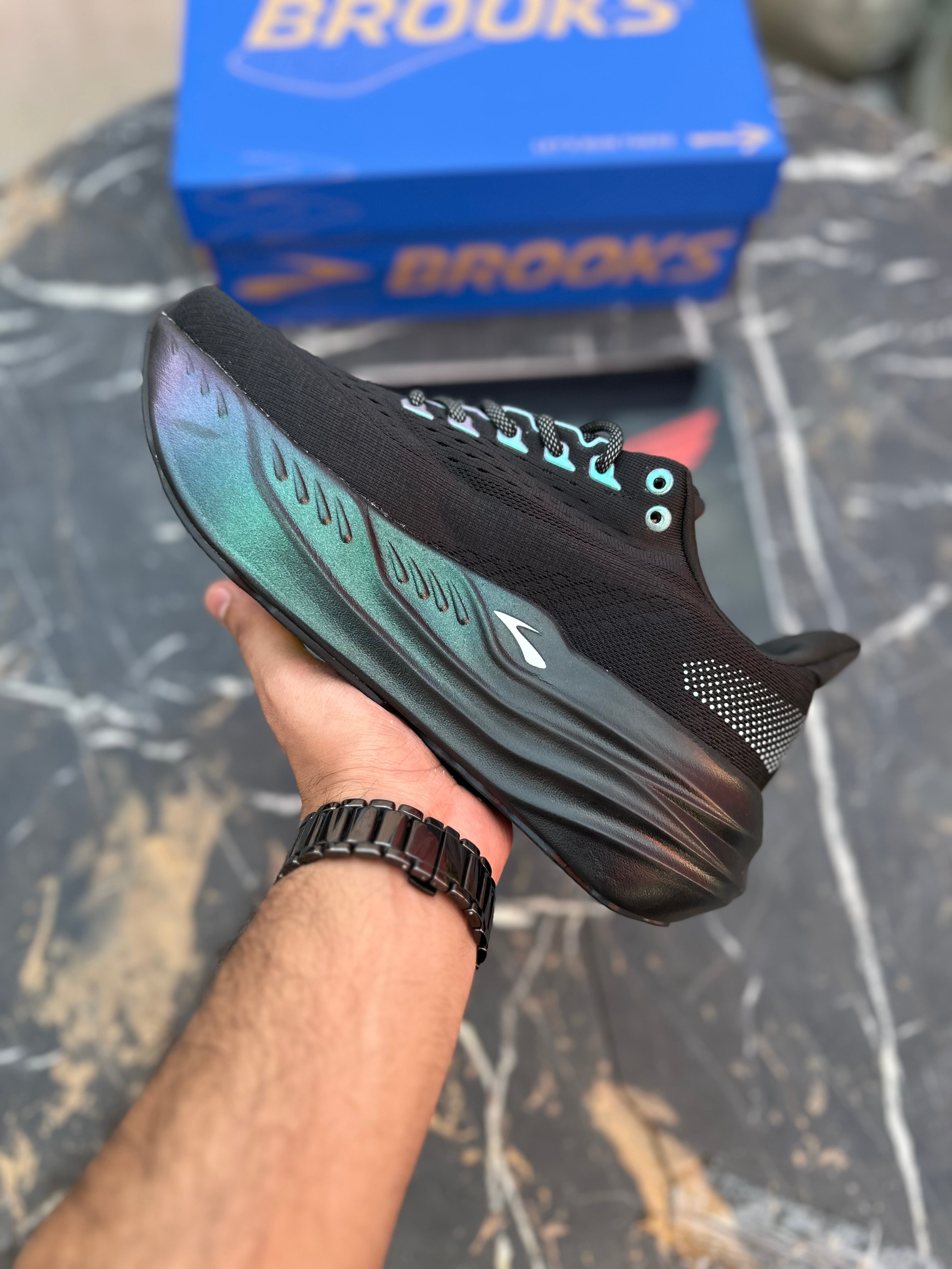 Broooks Glycerin Max Black (Dot perfect)