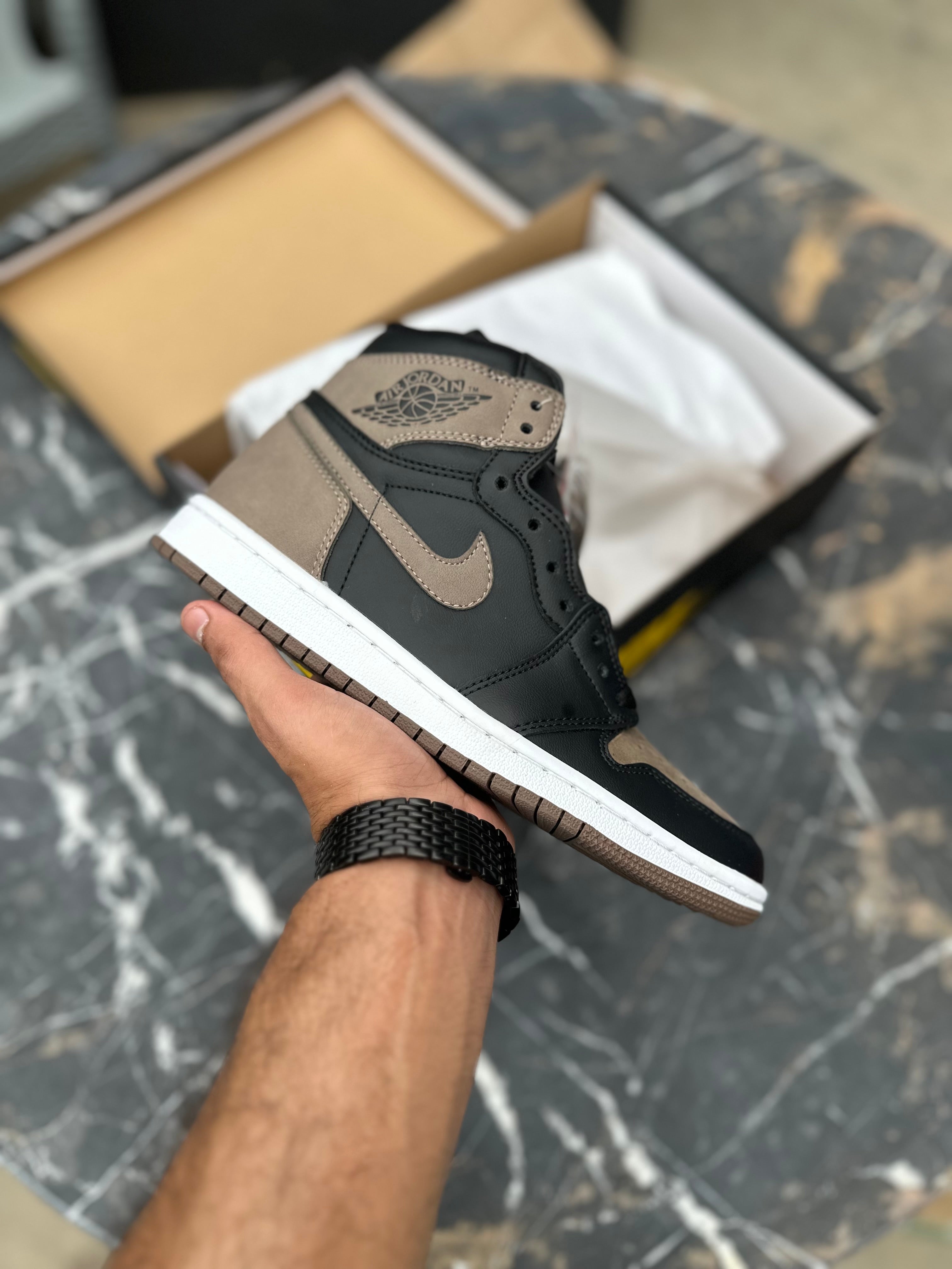 Aj 1 Palmino (1:1 batch)