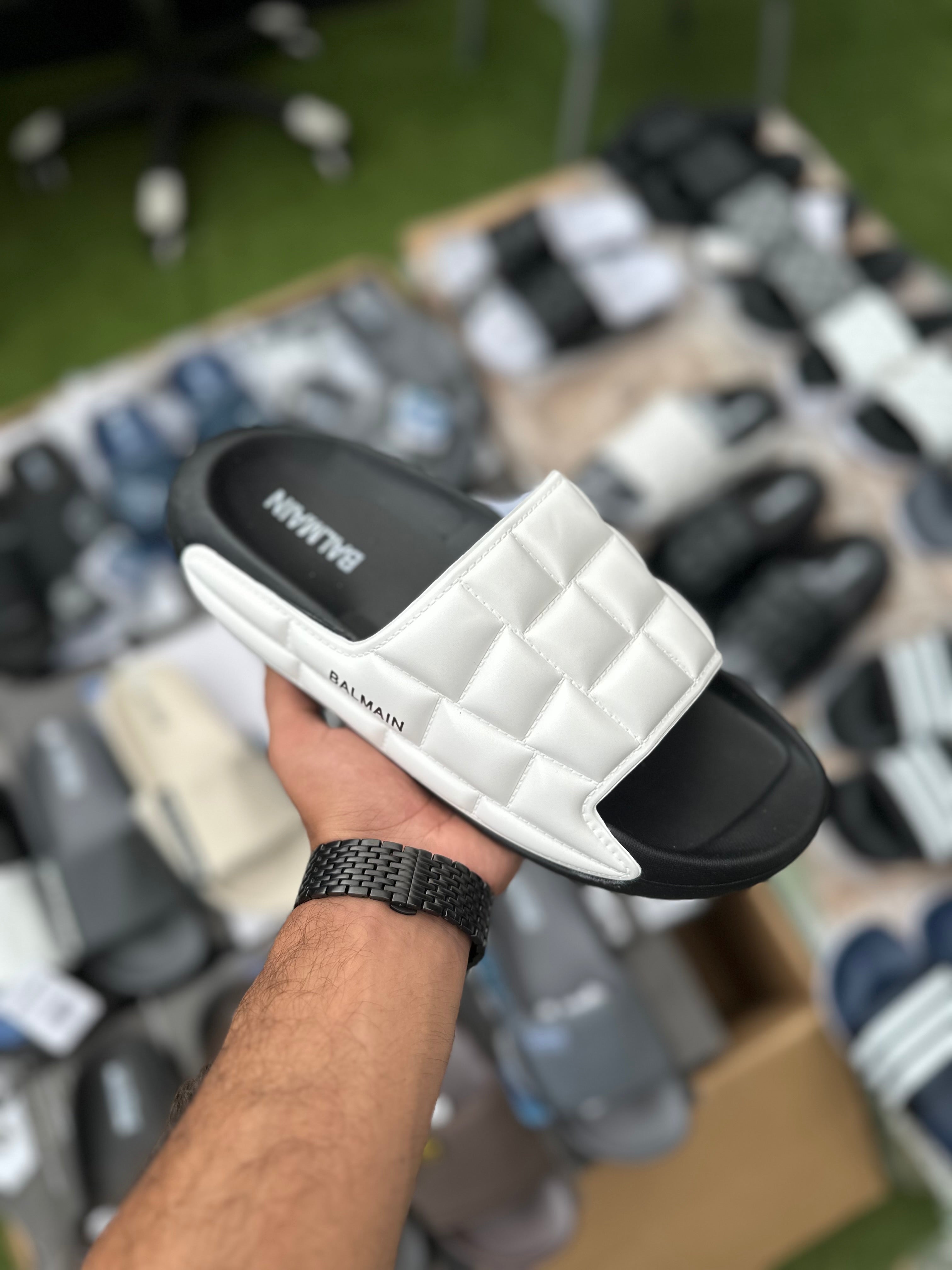 Ballmain Slides Black white