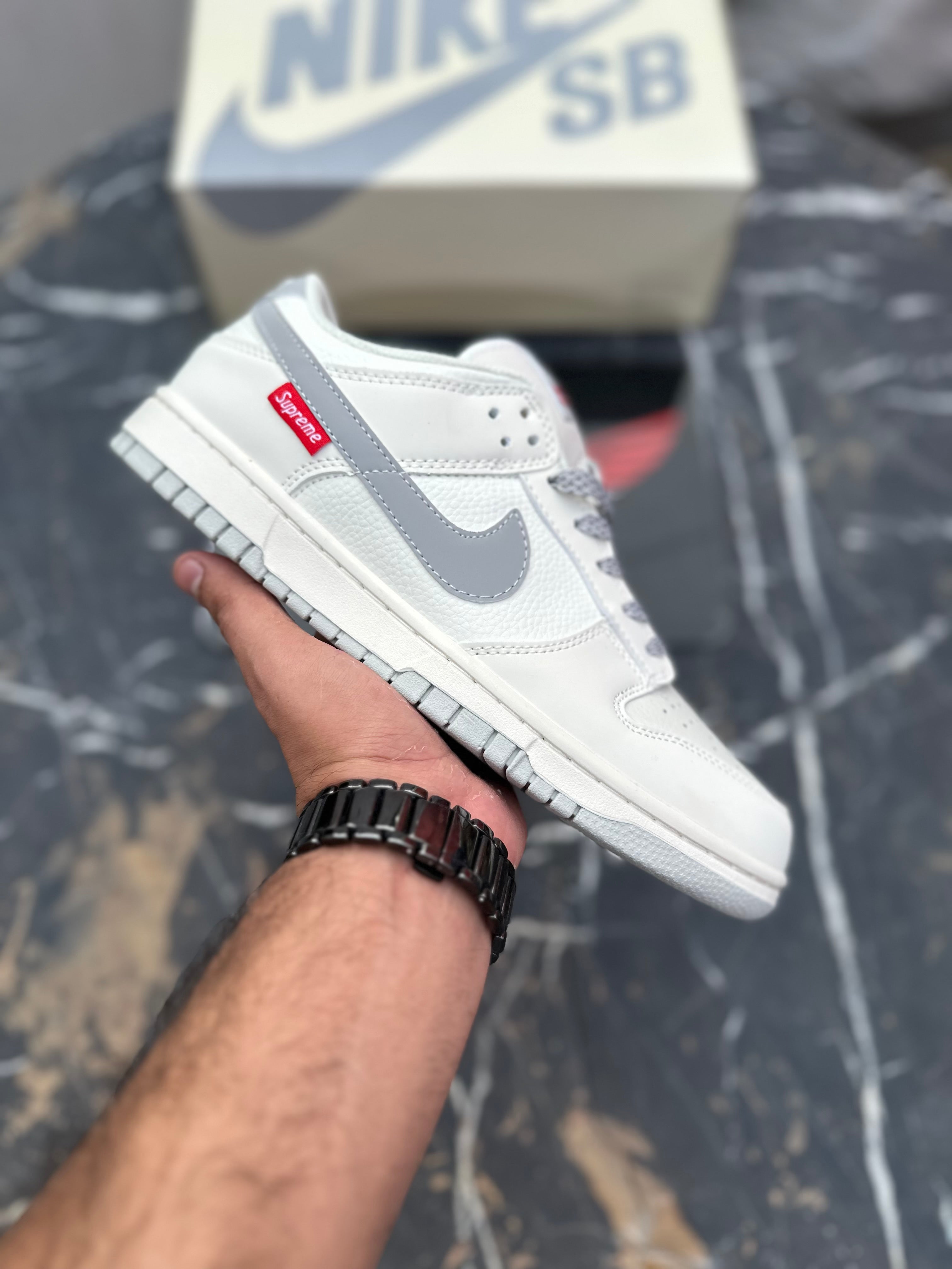 Dunk Supreme White Metallic Silver (1:1 batch)