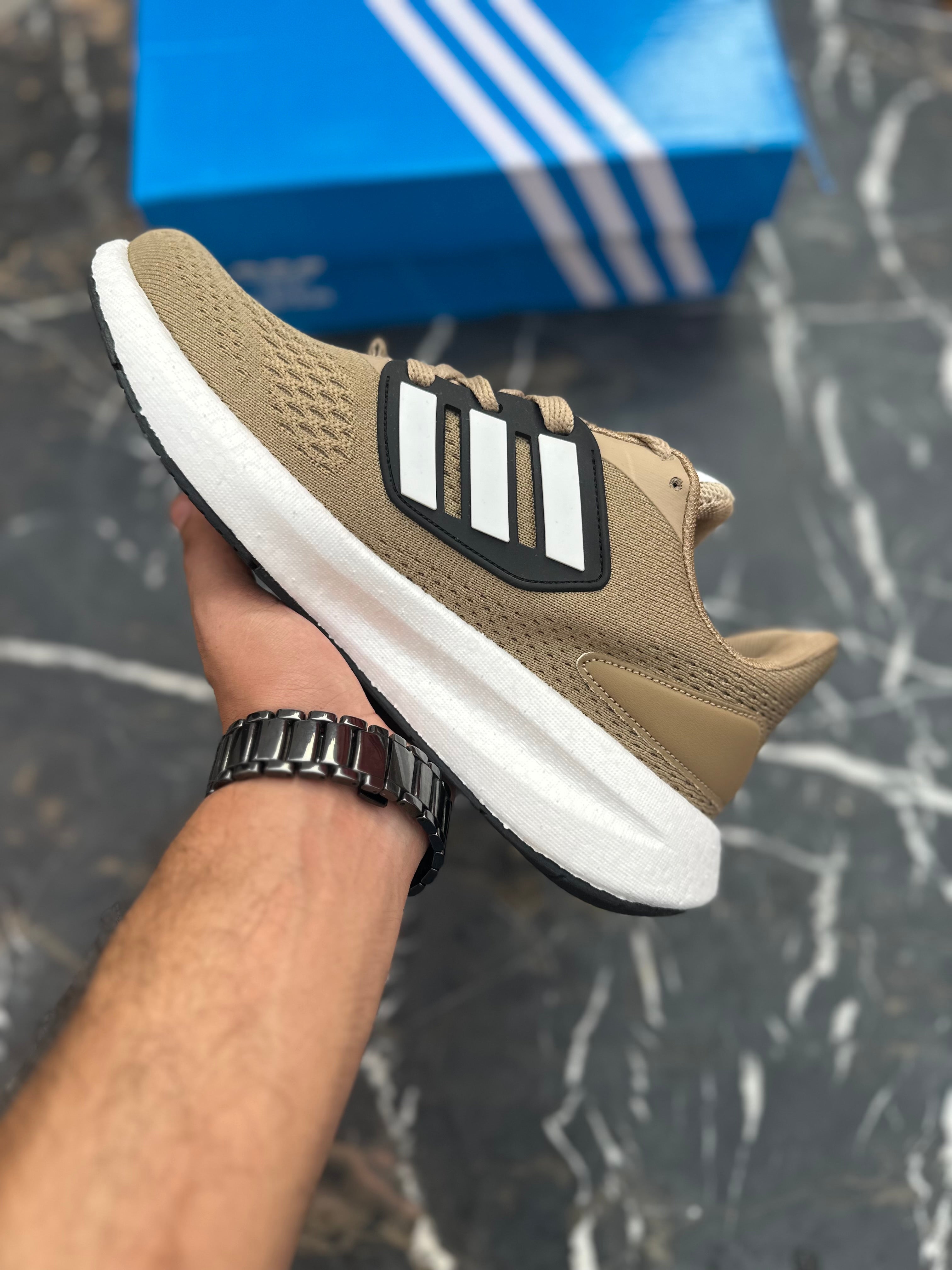 AD Pureboost Khaki 22