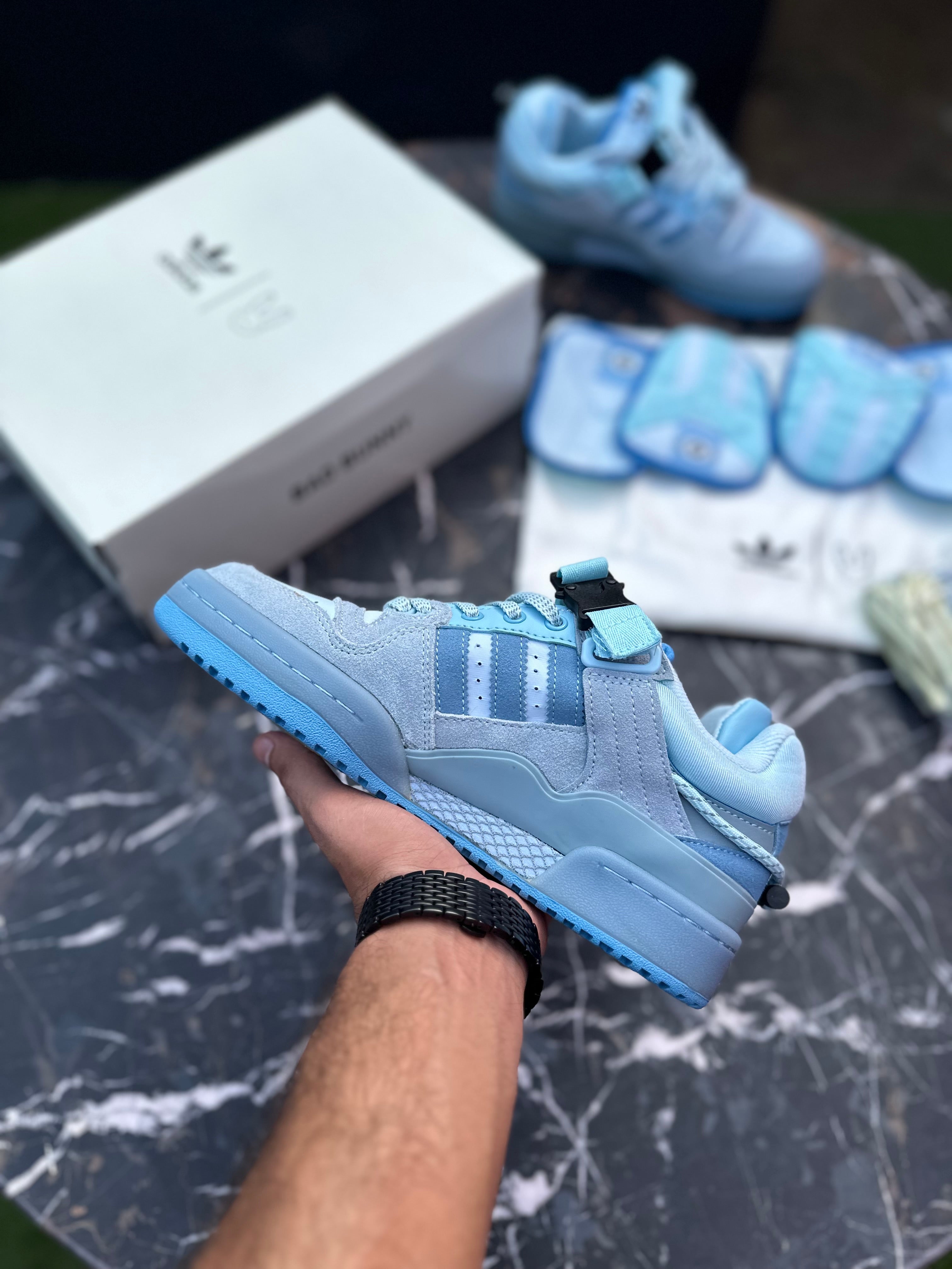 AD Bad bunny Blue (1:1 Batch)