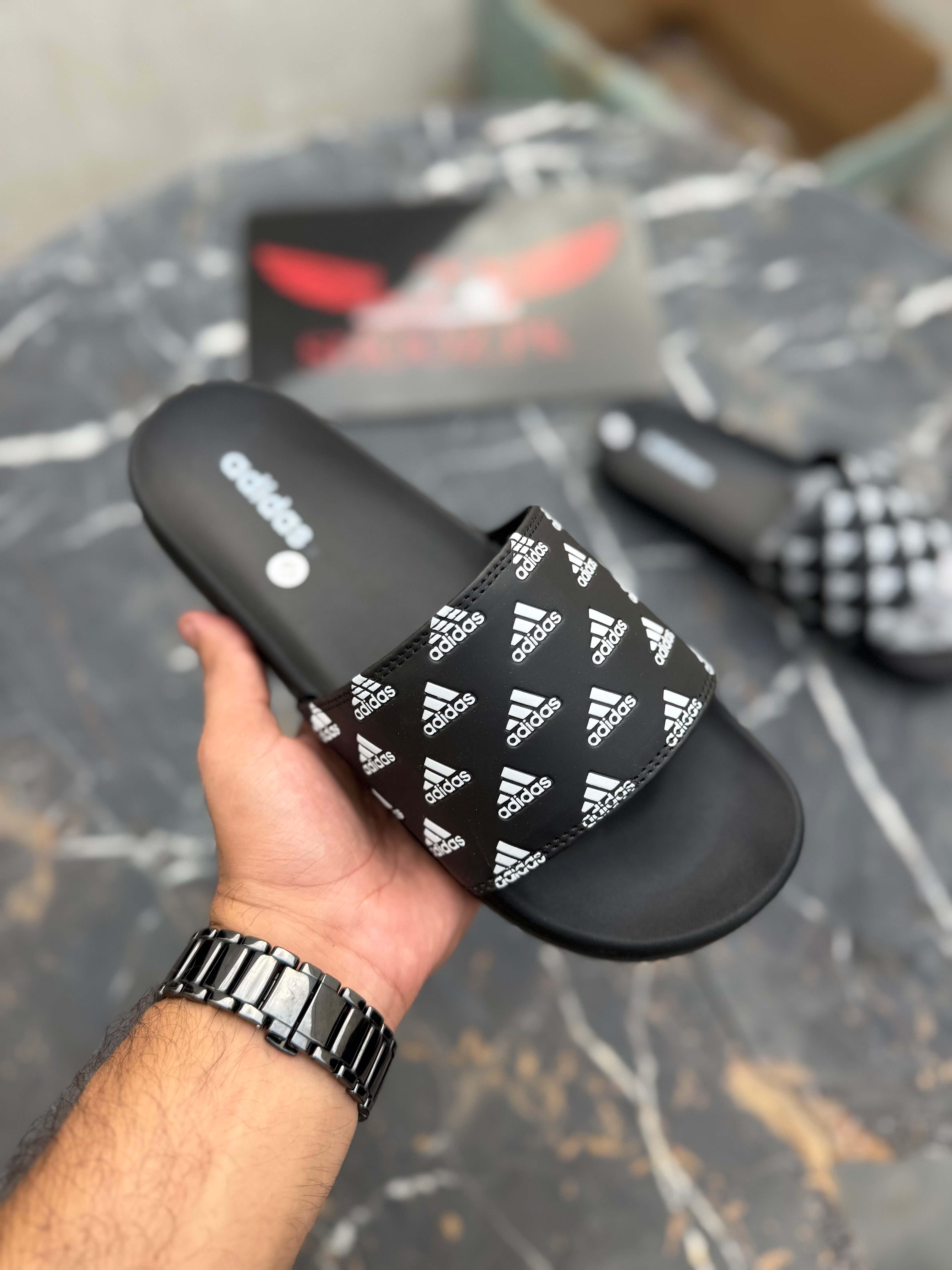 AD slides Black logo (8806)