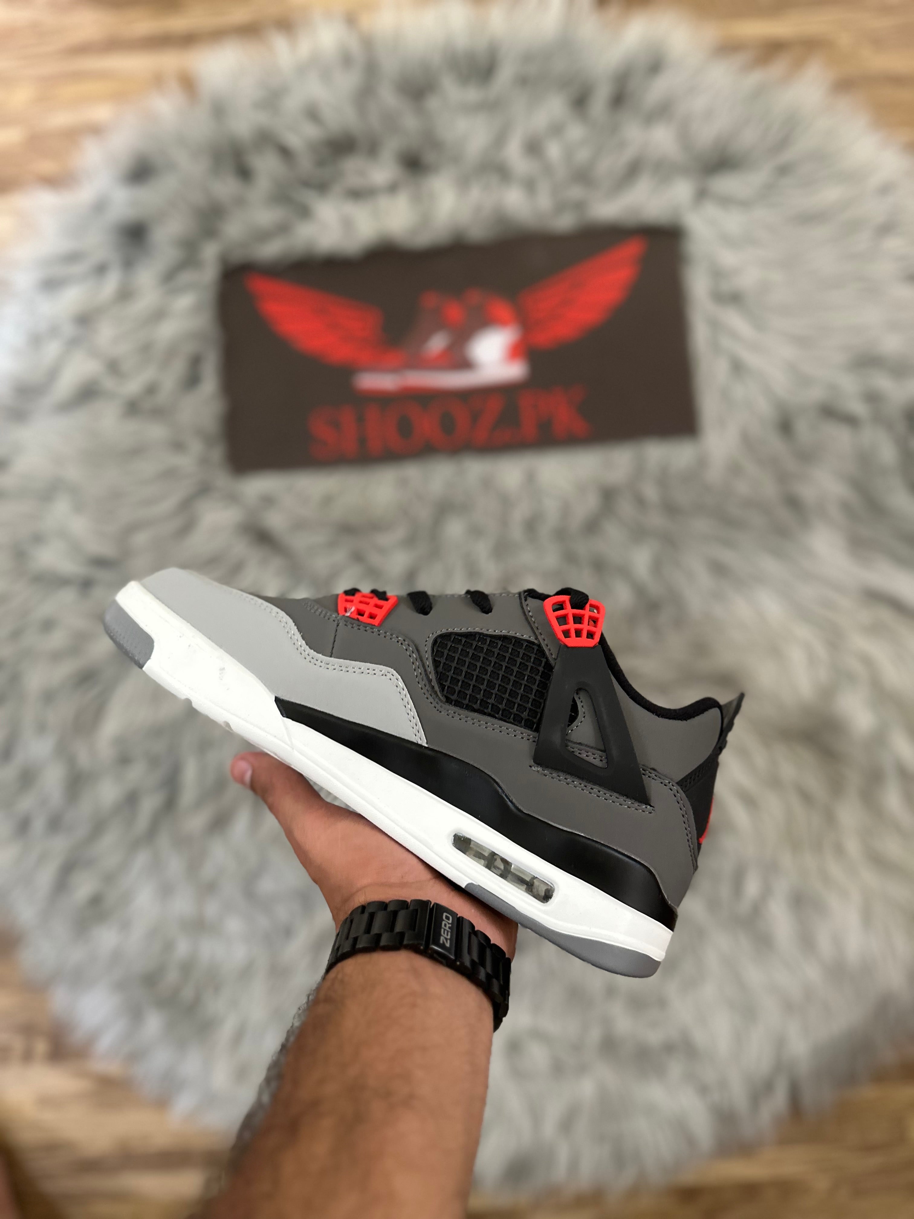 Aj 4 Infared