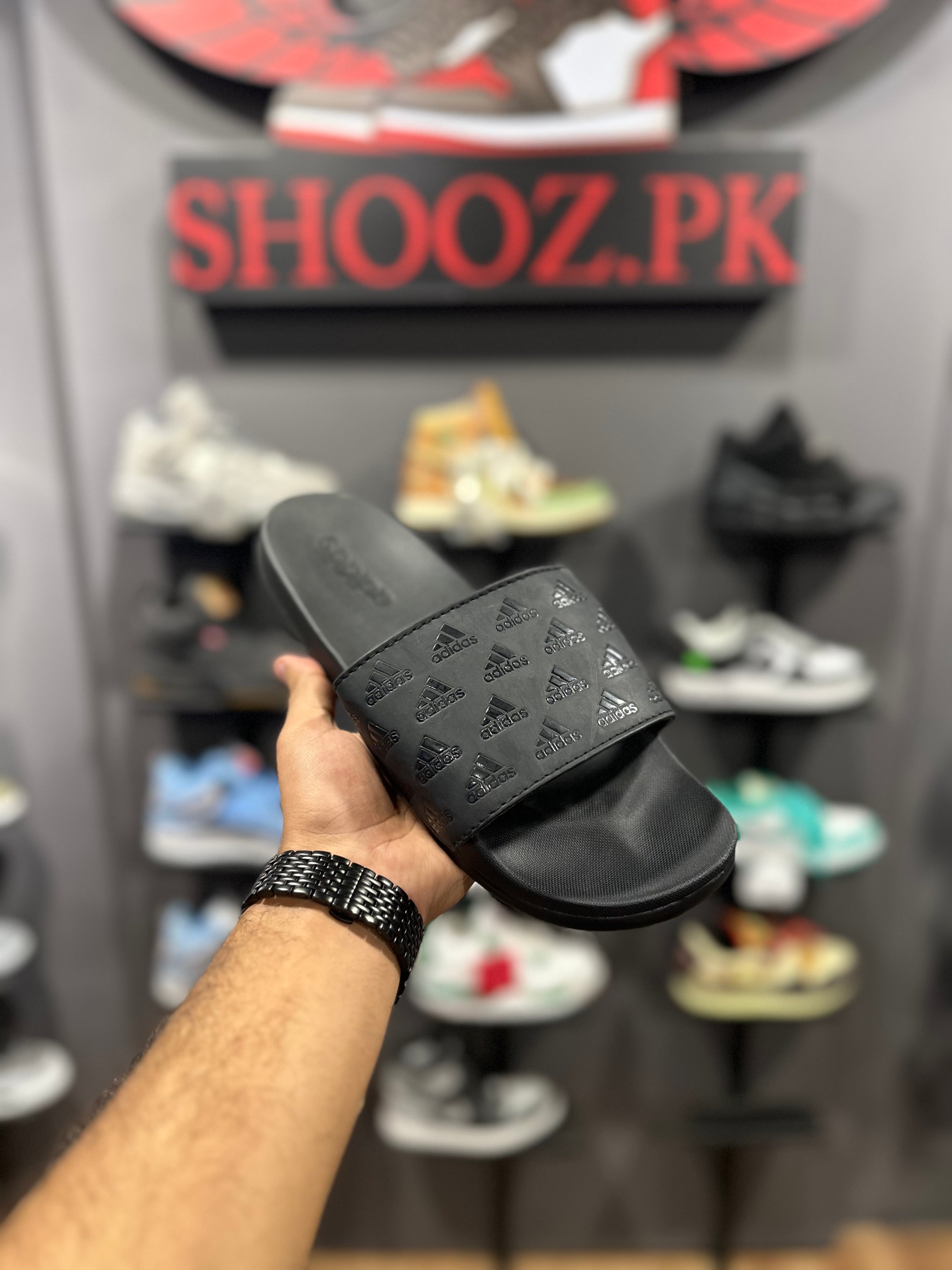 AD slides (logo)- Black
