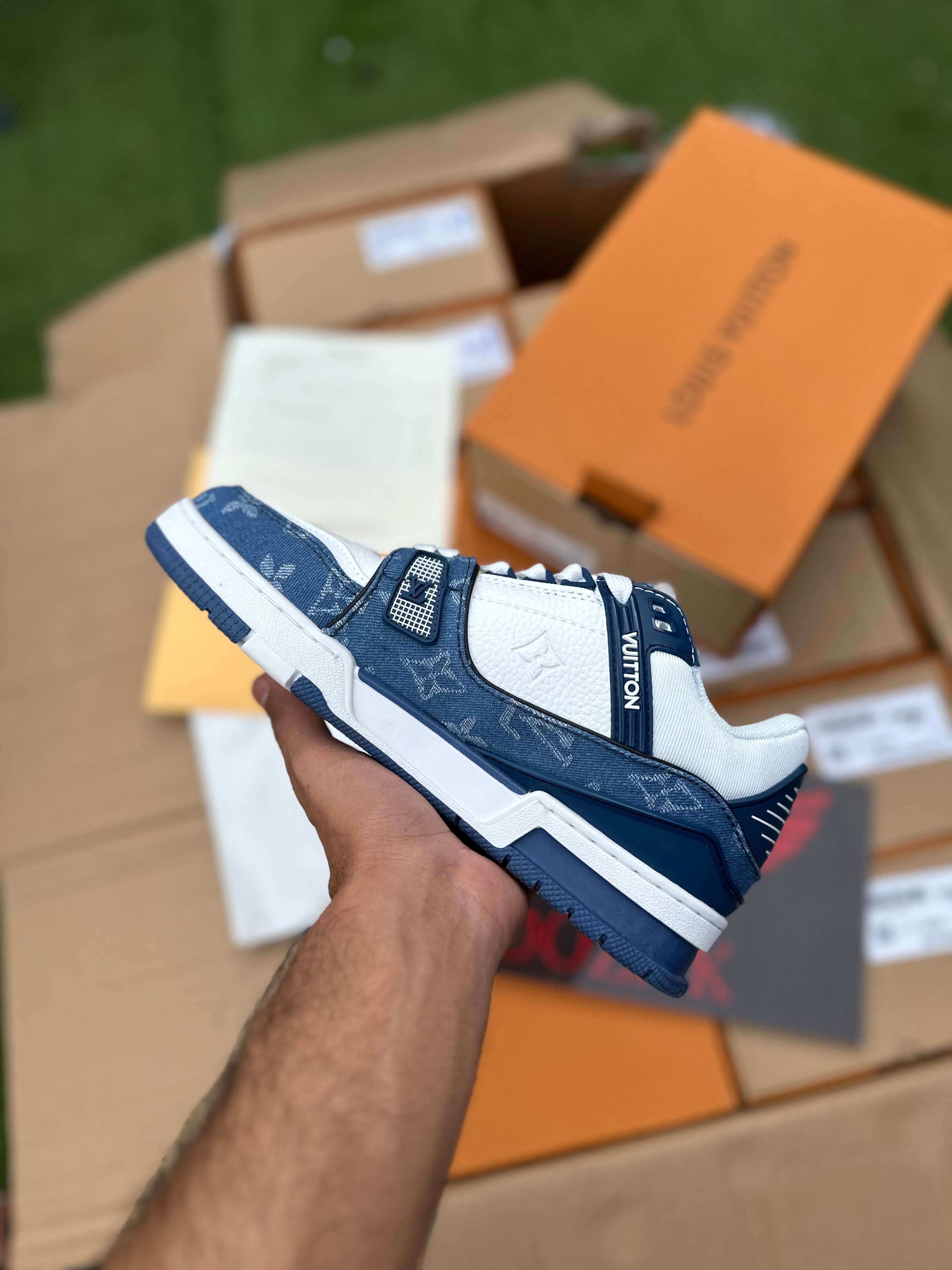 LV Trainers Blue white (Dot perfect)