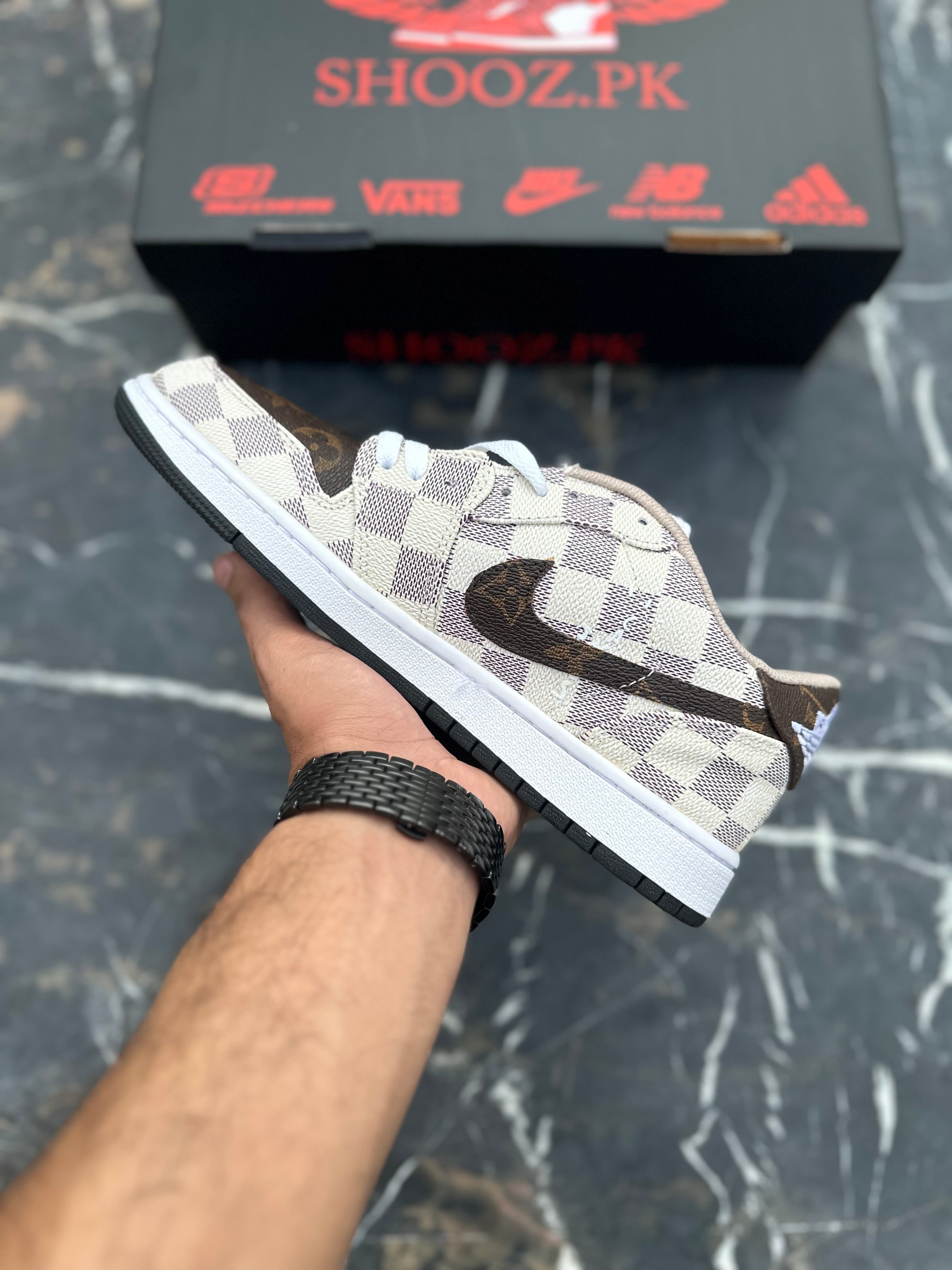 Aj 1 Travis x LV lows reverse edition (Premium batch)