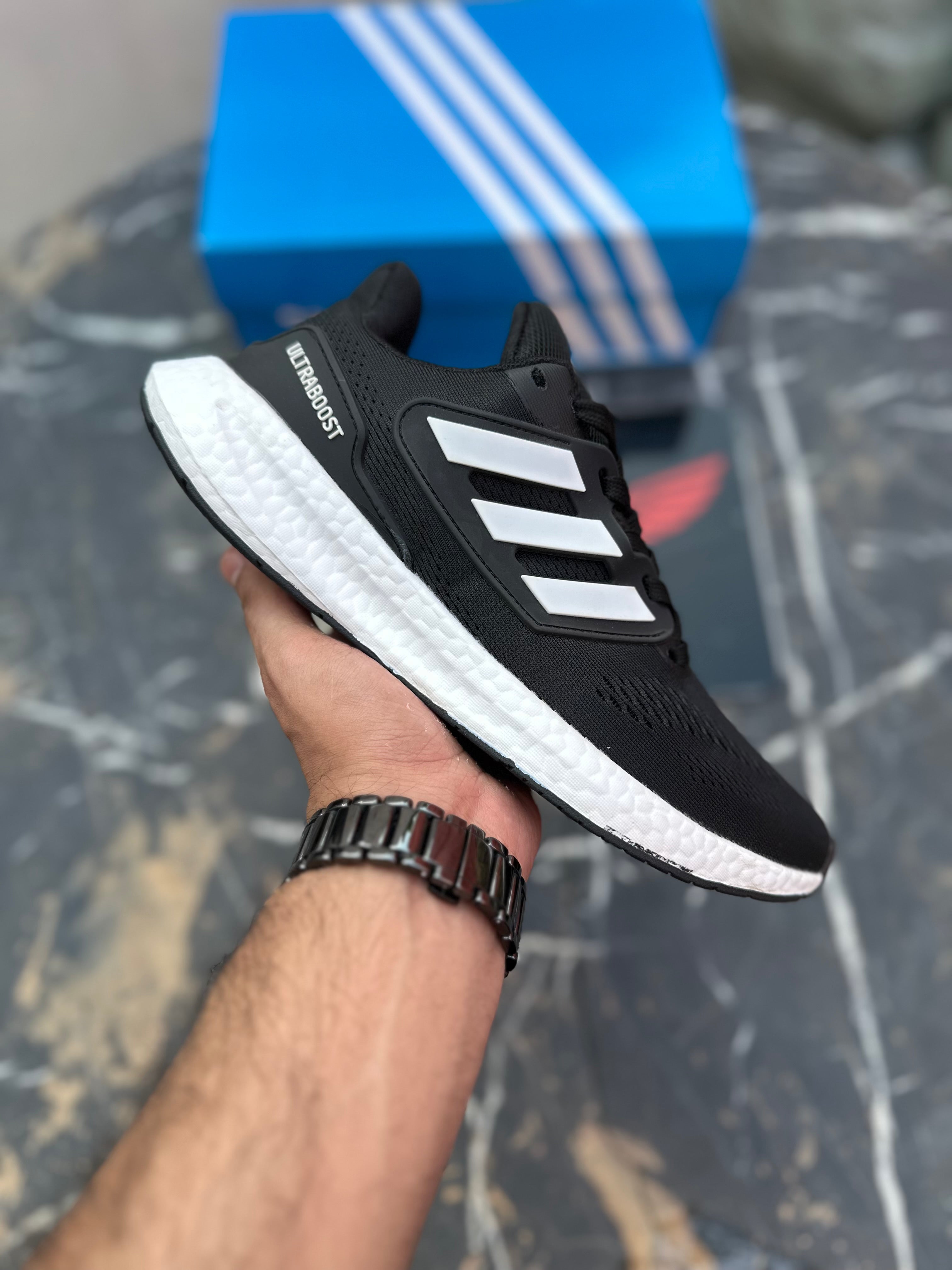 AD Ultraboost Black White