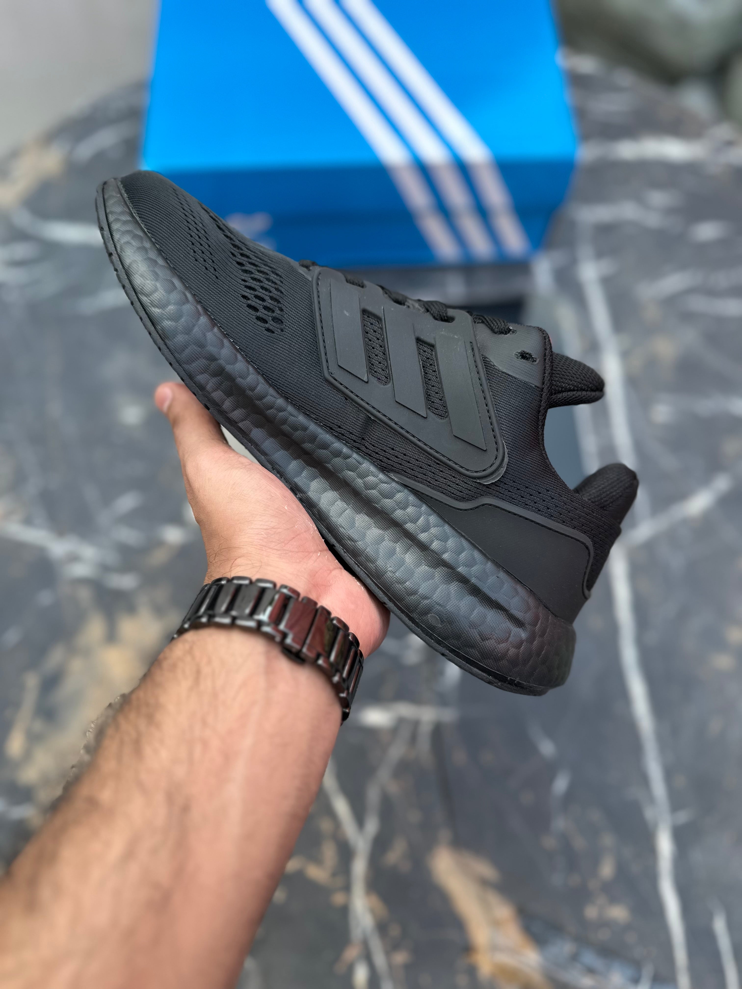 AD Ultraboost All Black