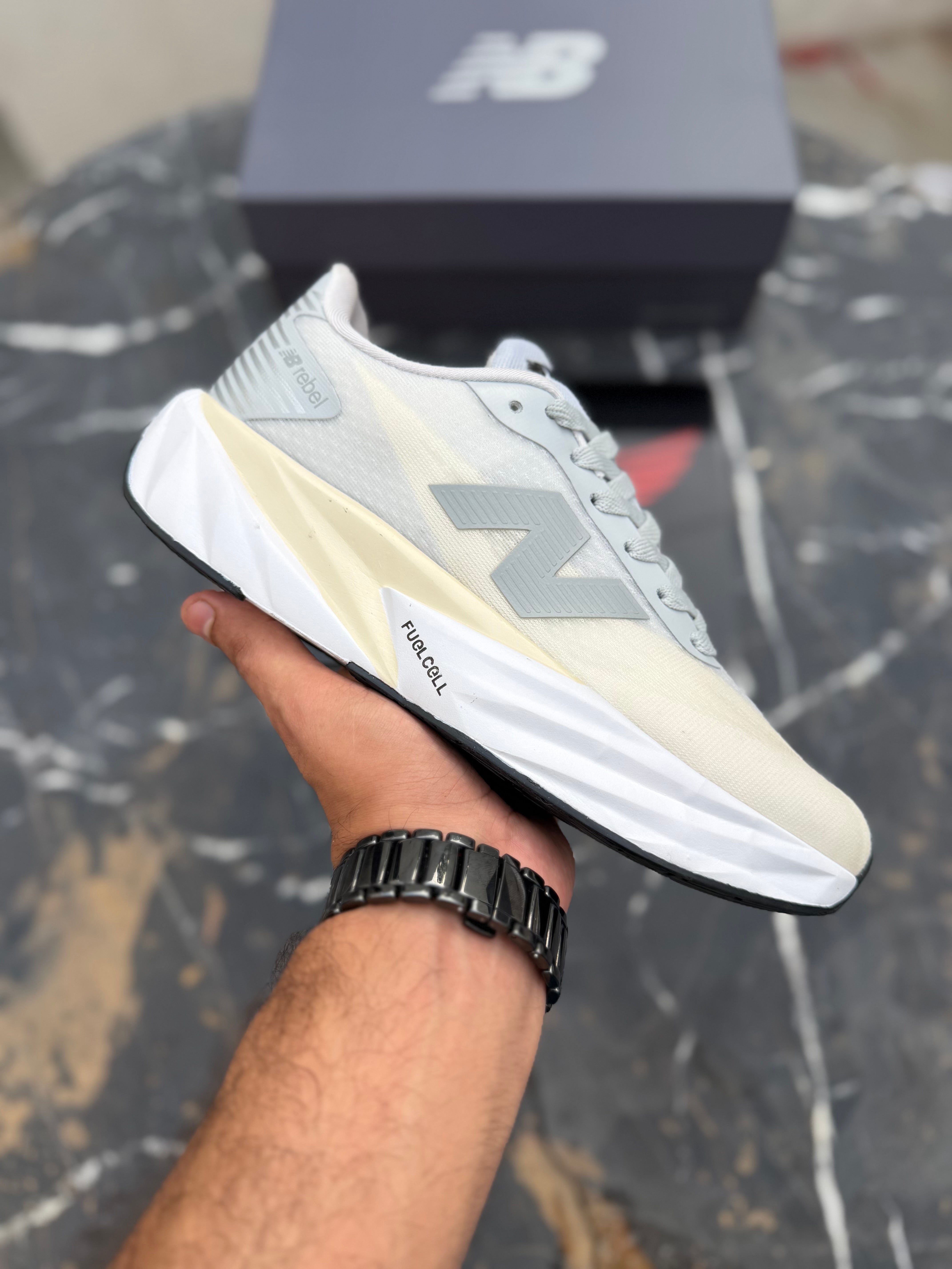NB Rebel V5 Linen Grey