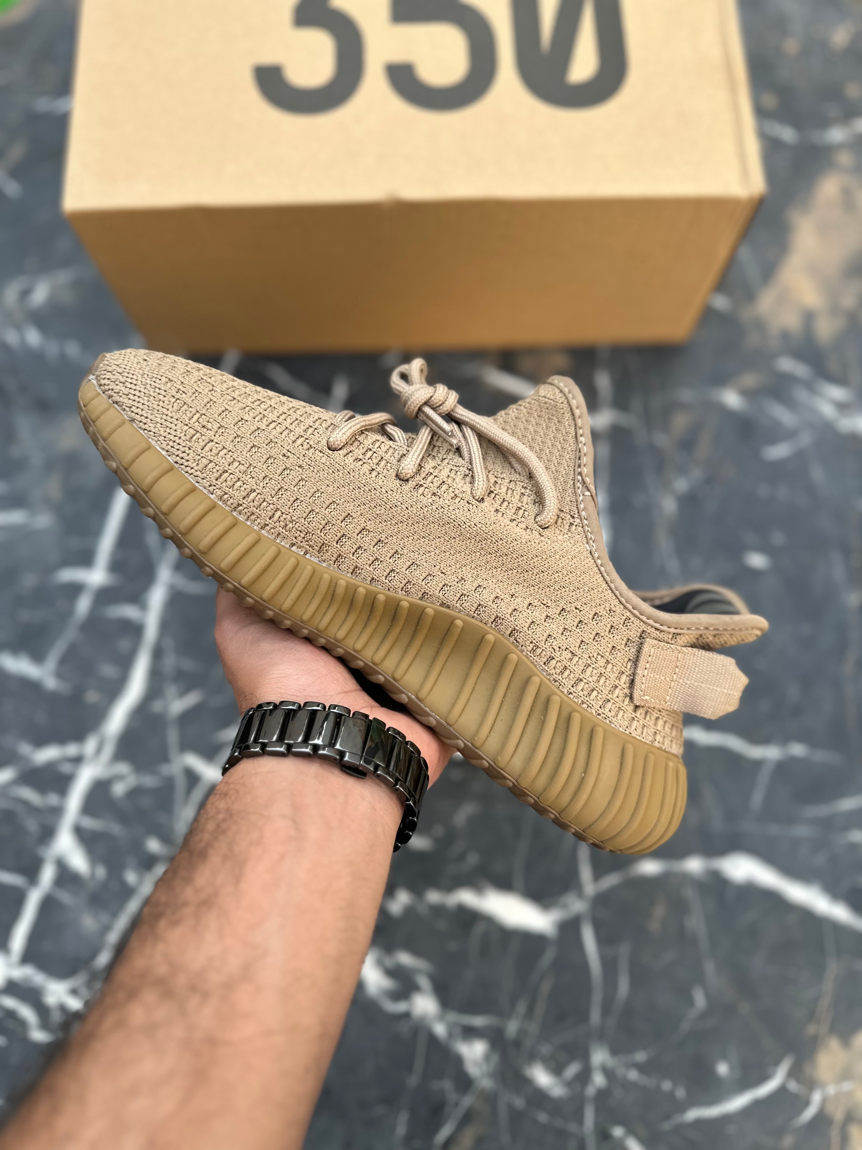 Yeeezy 350 Earth
