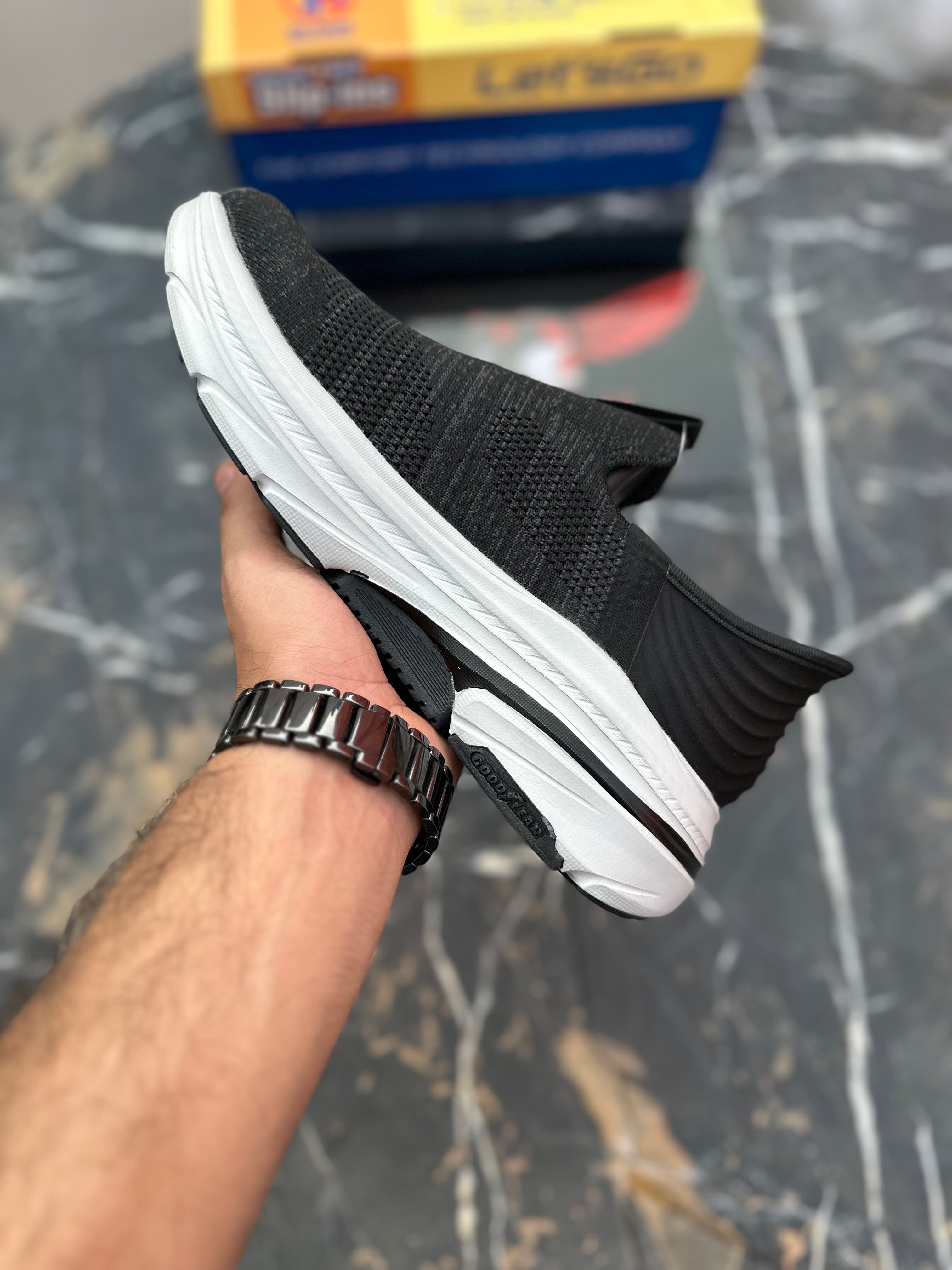 Shooz Let’s go Archfit (Black White)
