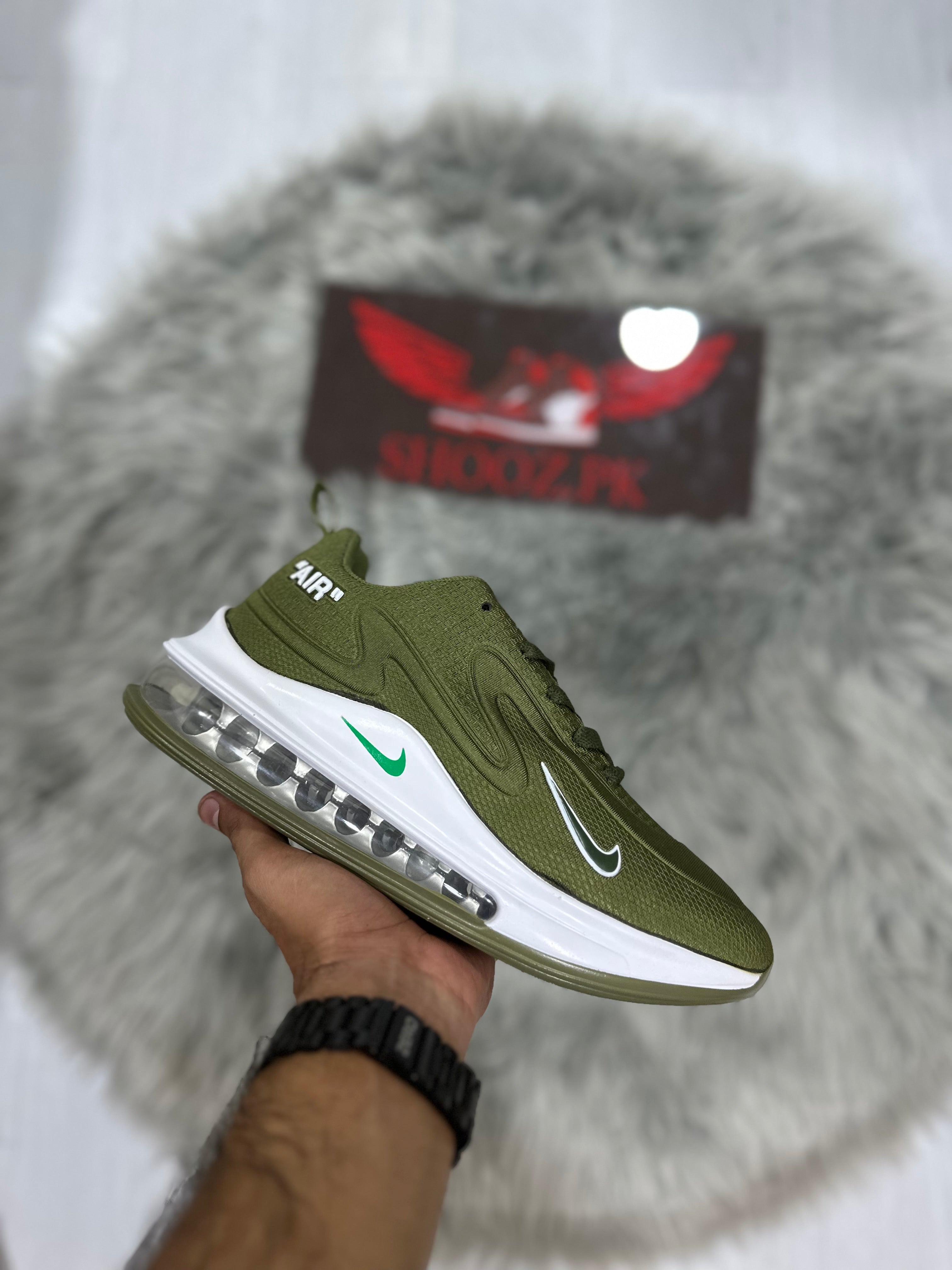 Airmaax military green