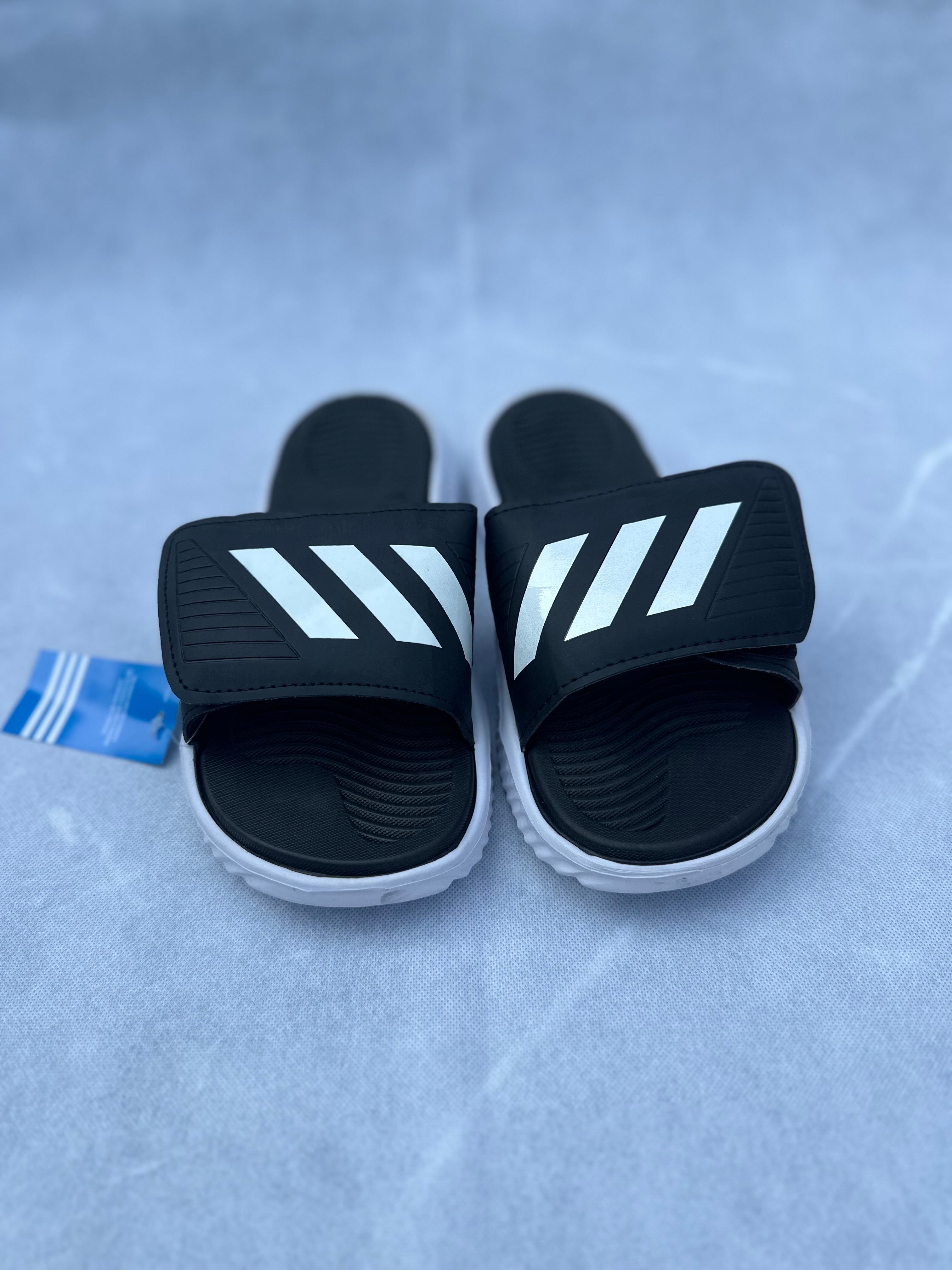 AD Alphabounce slides Black white