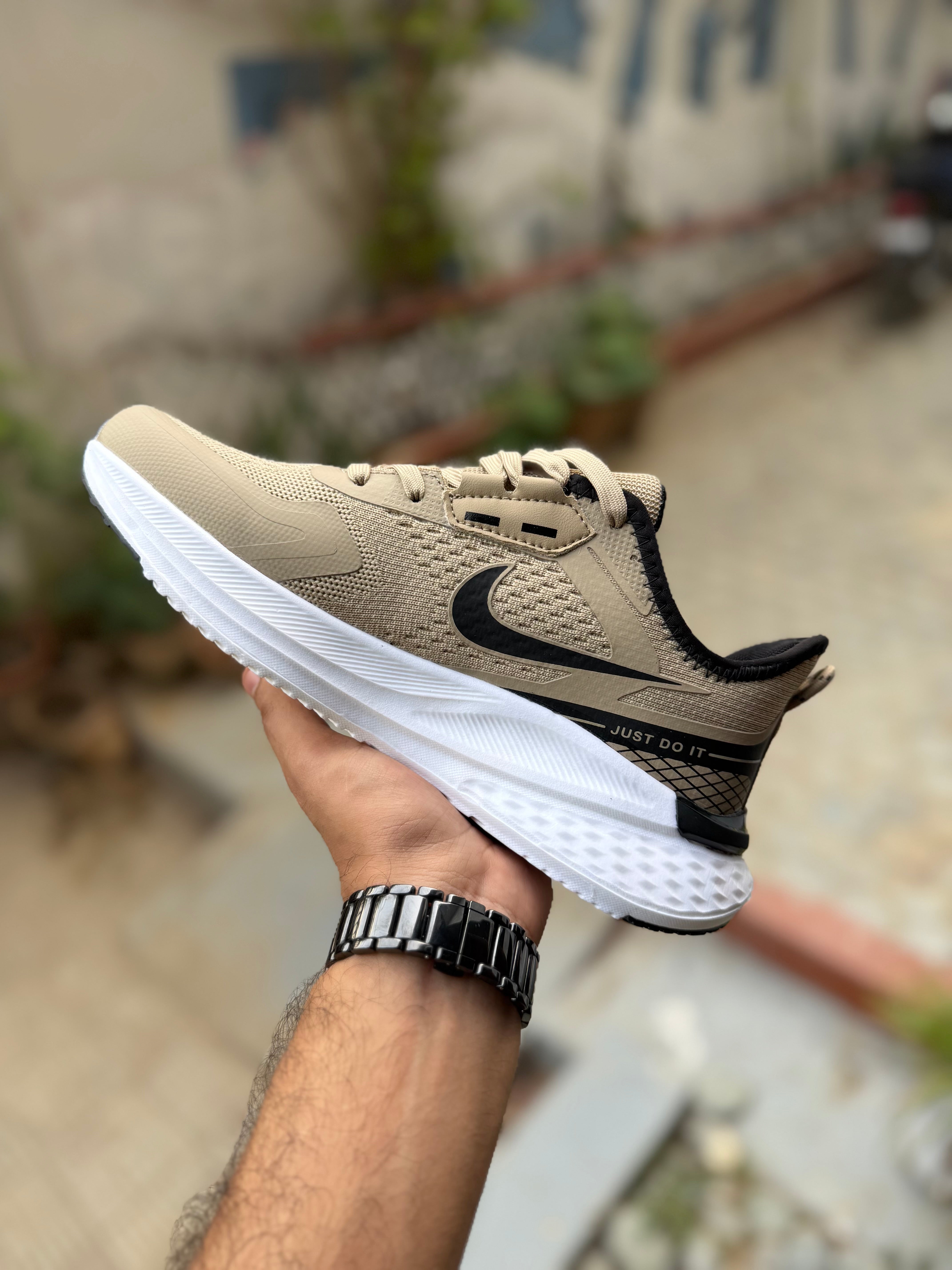 NK zoom pegasus 41- Camel