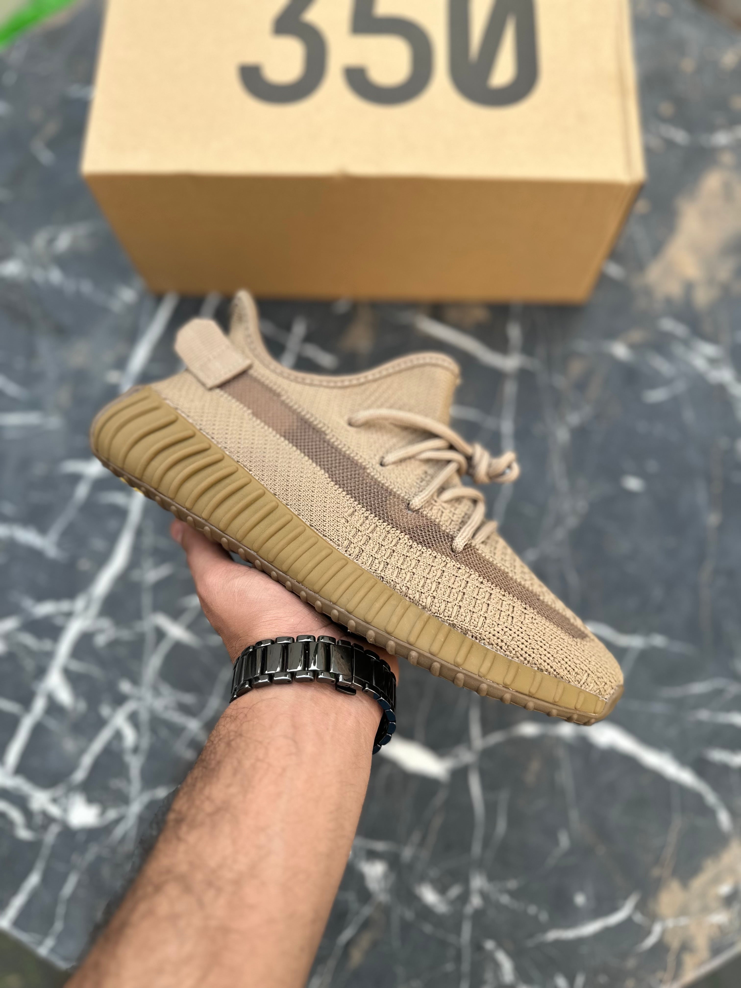 Yeeezy 350 Earth