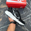 NK Trail Black white