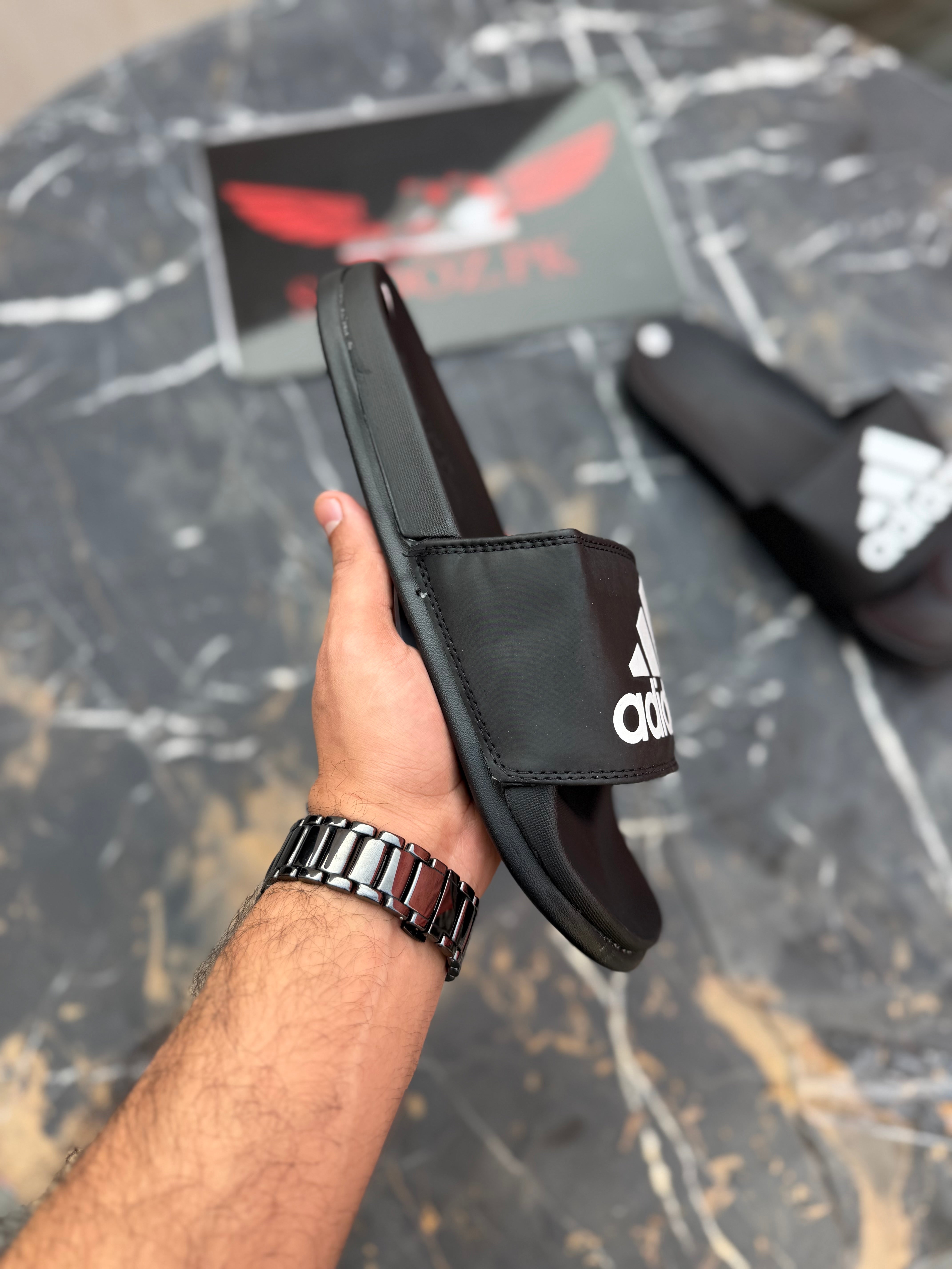 AD comfort slides Black White