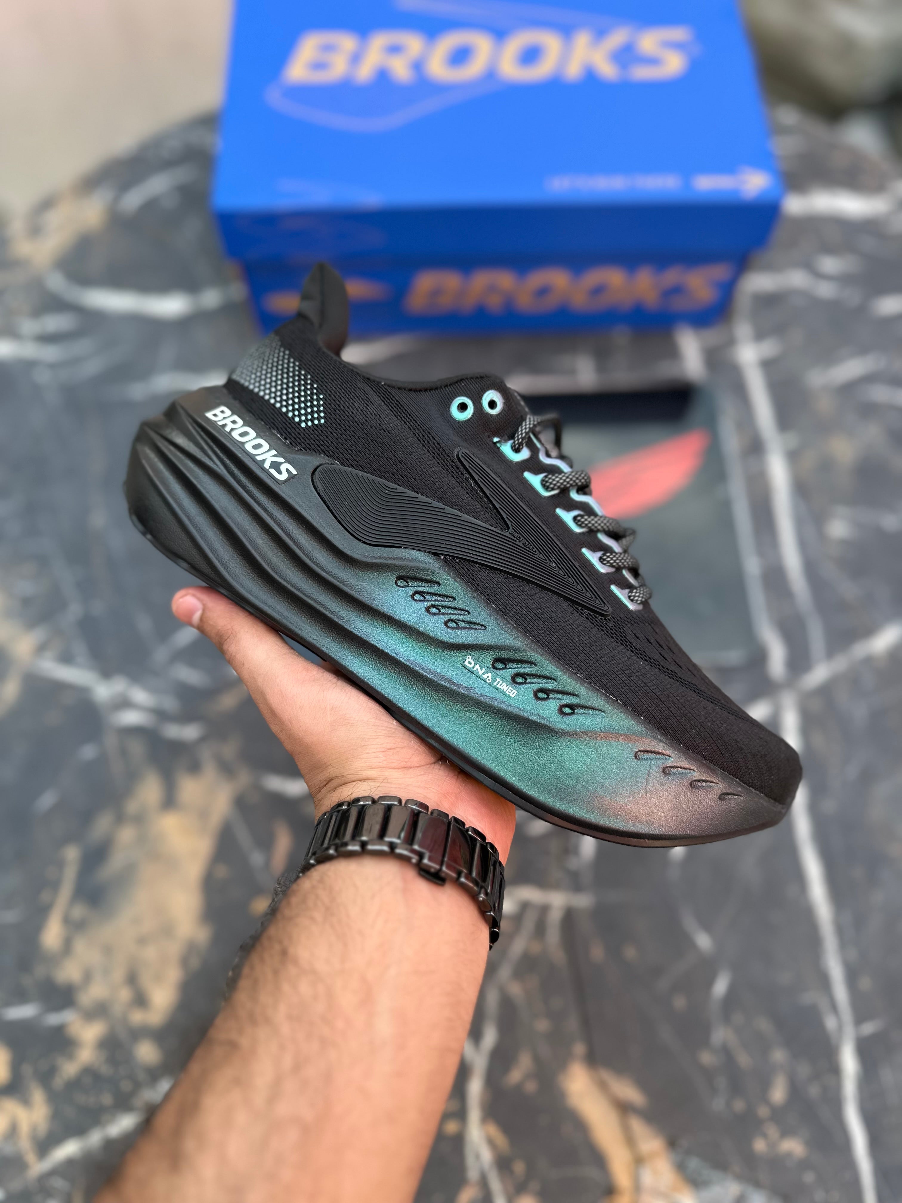 Broooks Glycerin Max Black (Dot perfect)