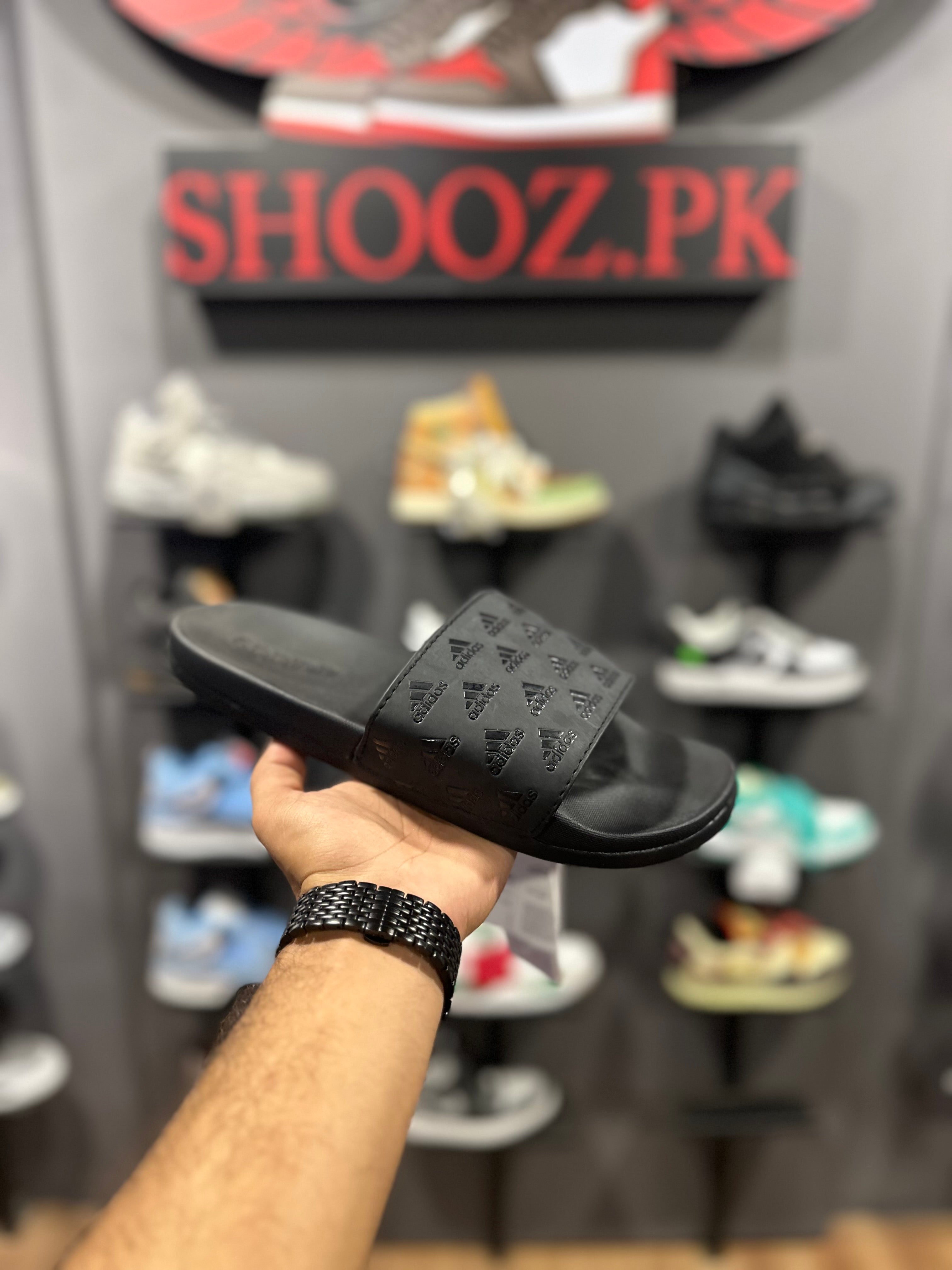 AD slides (logo)- Black