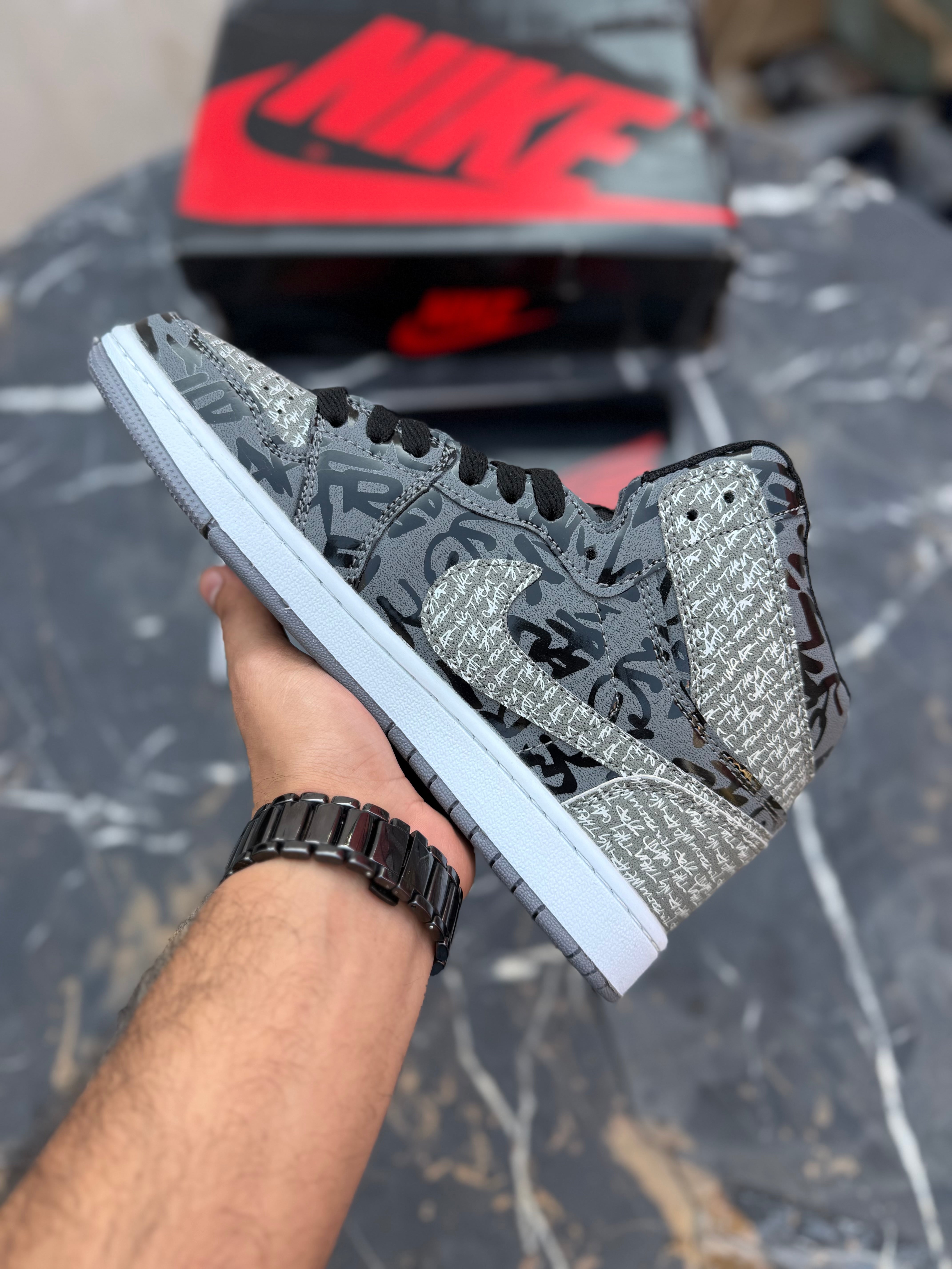 Aj 1 Rebellionare highs (M)