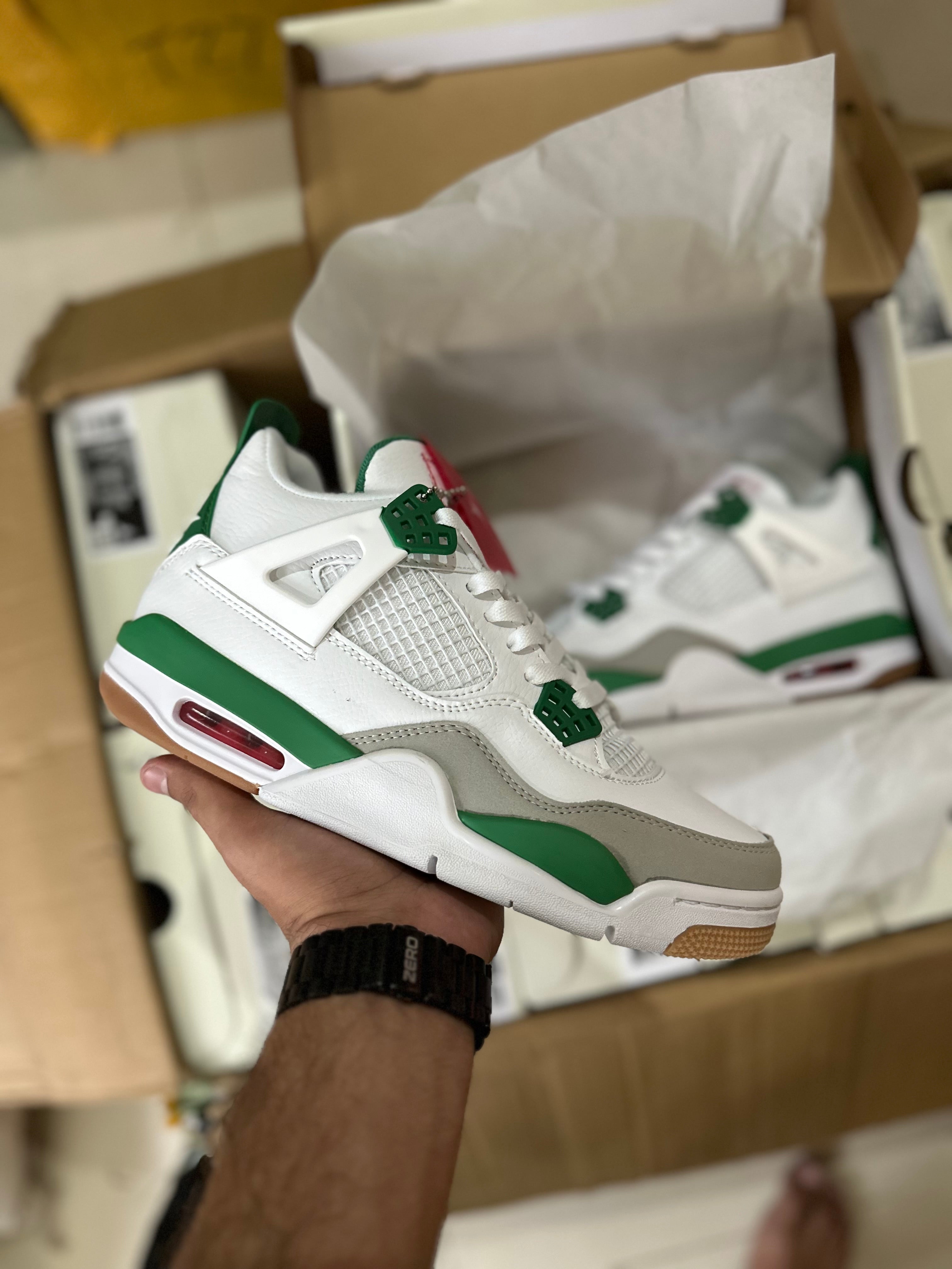 Aj 4 Sb dunk (Premium batch)