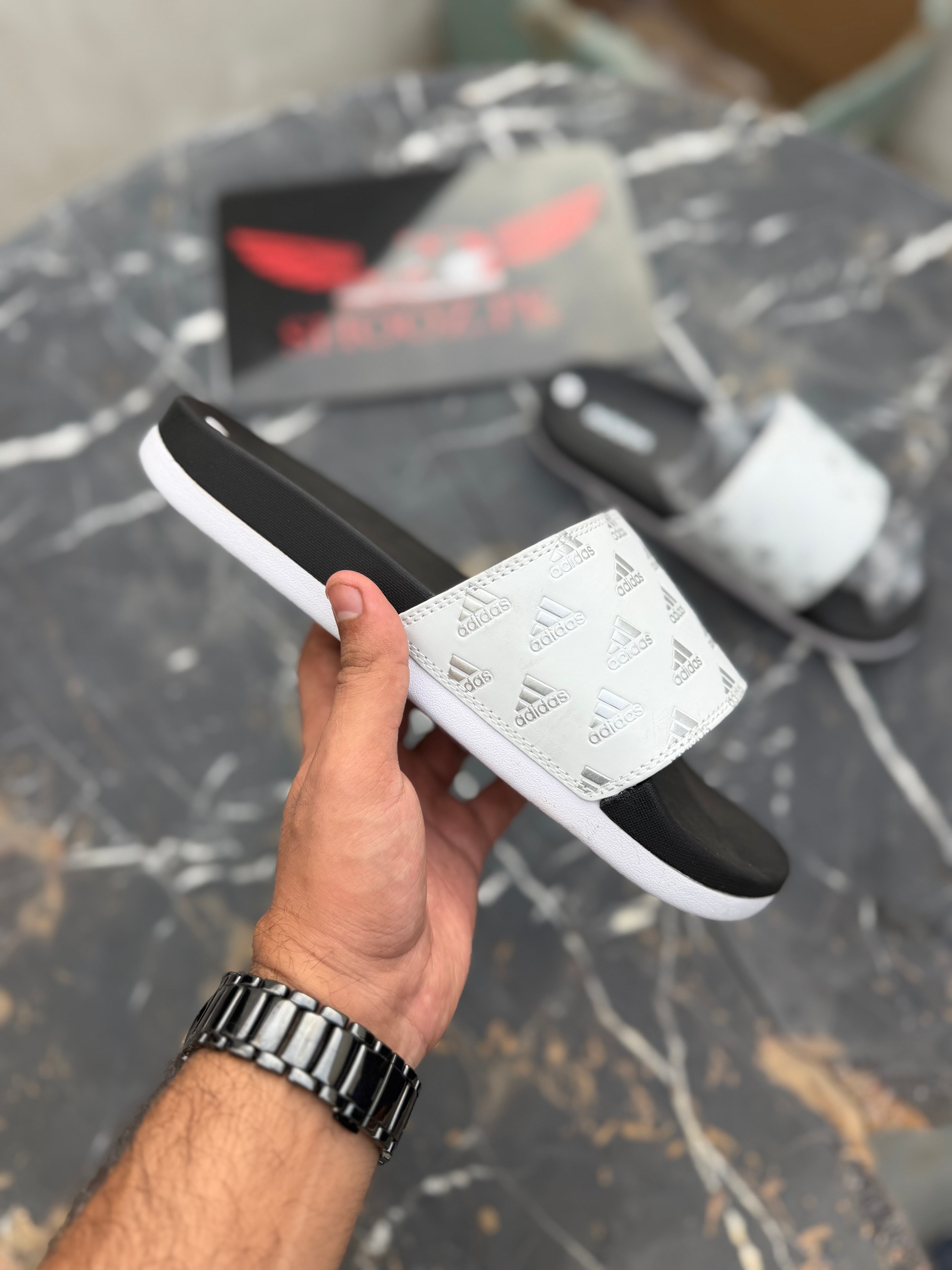 AD slides White logo (8806)