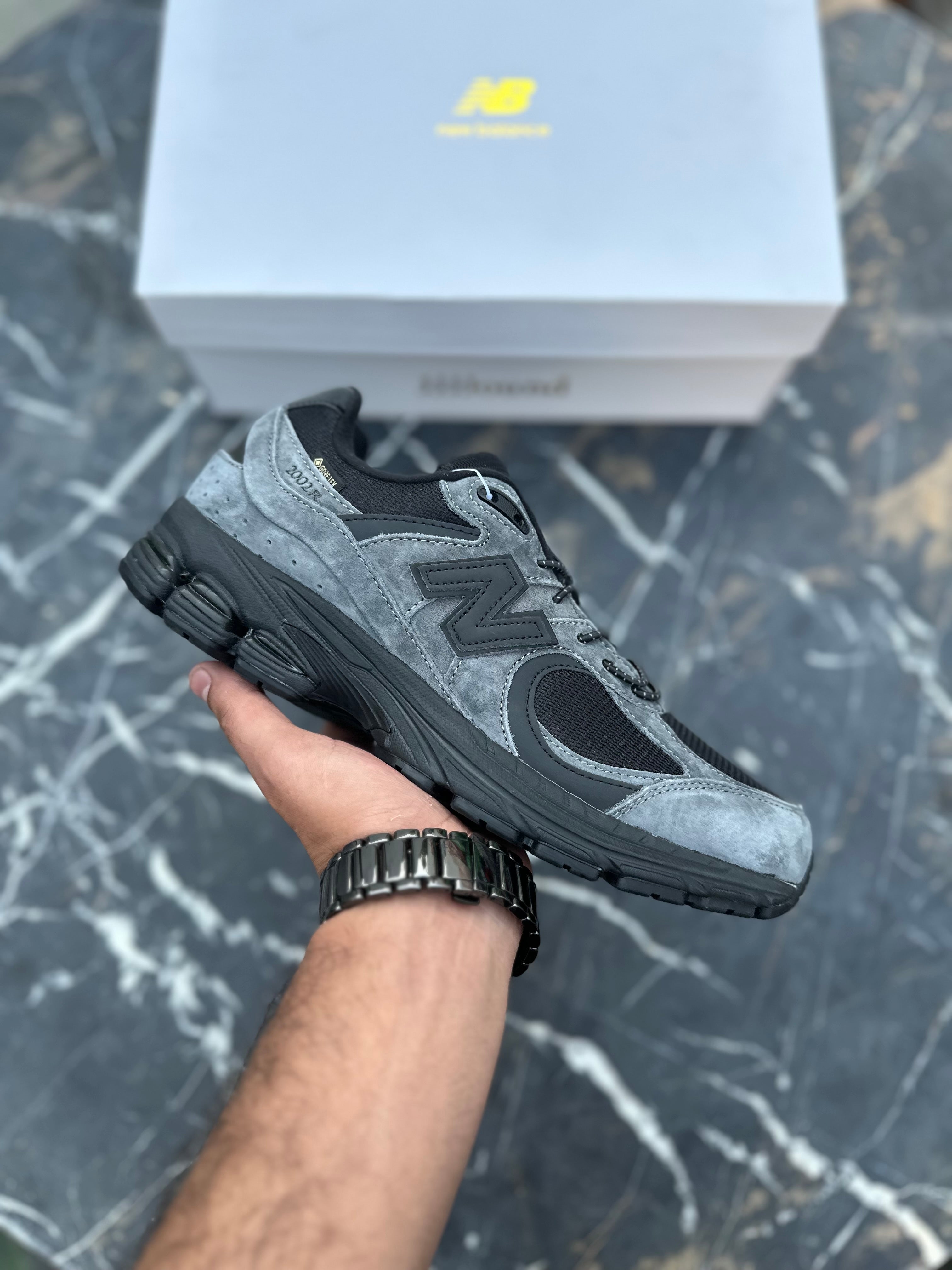 NB JJJJound x 200R Gore-tex Charcoal