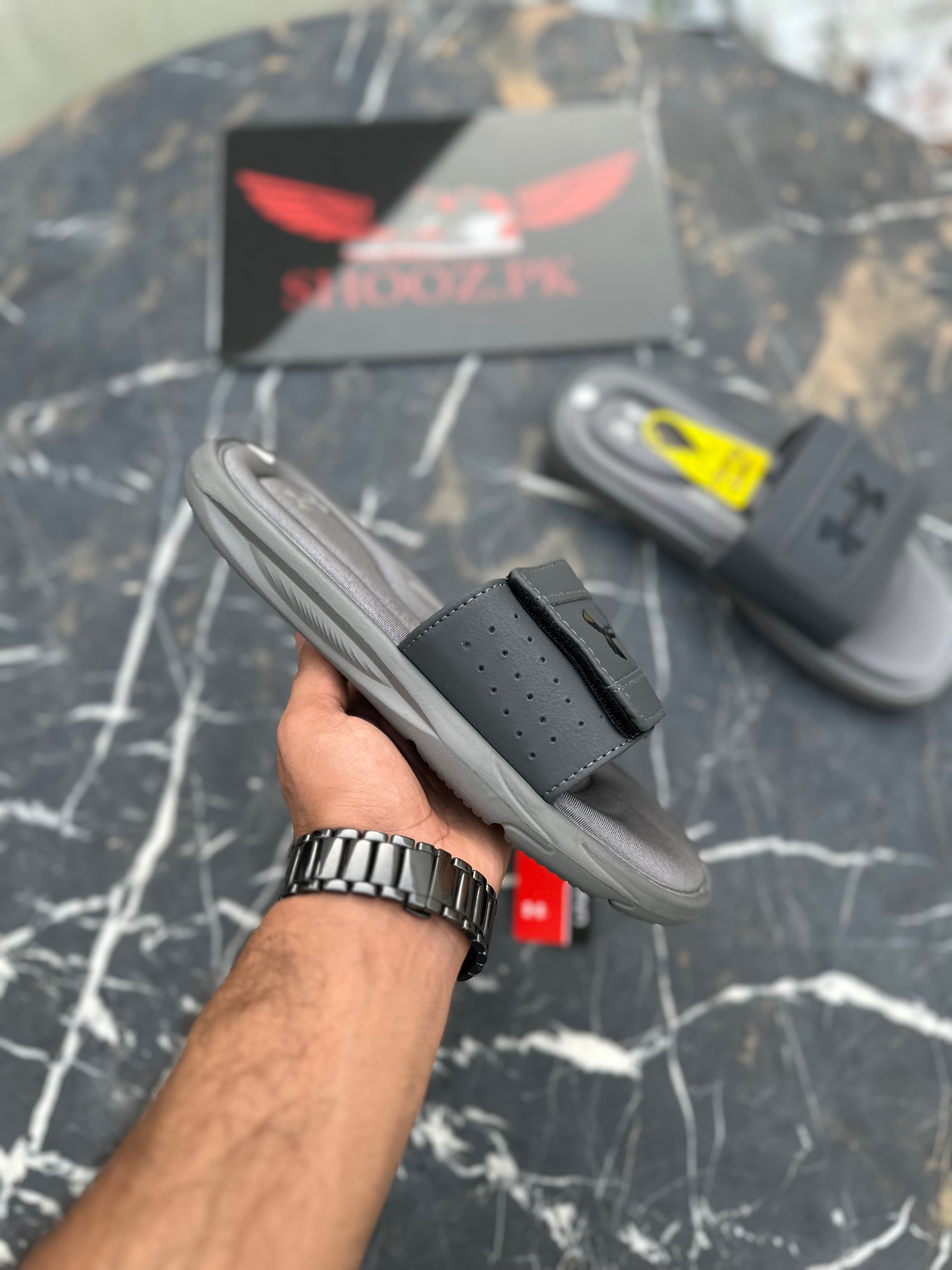 UA slides Grey