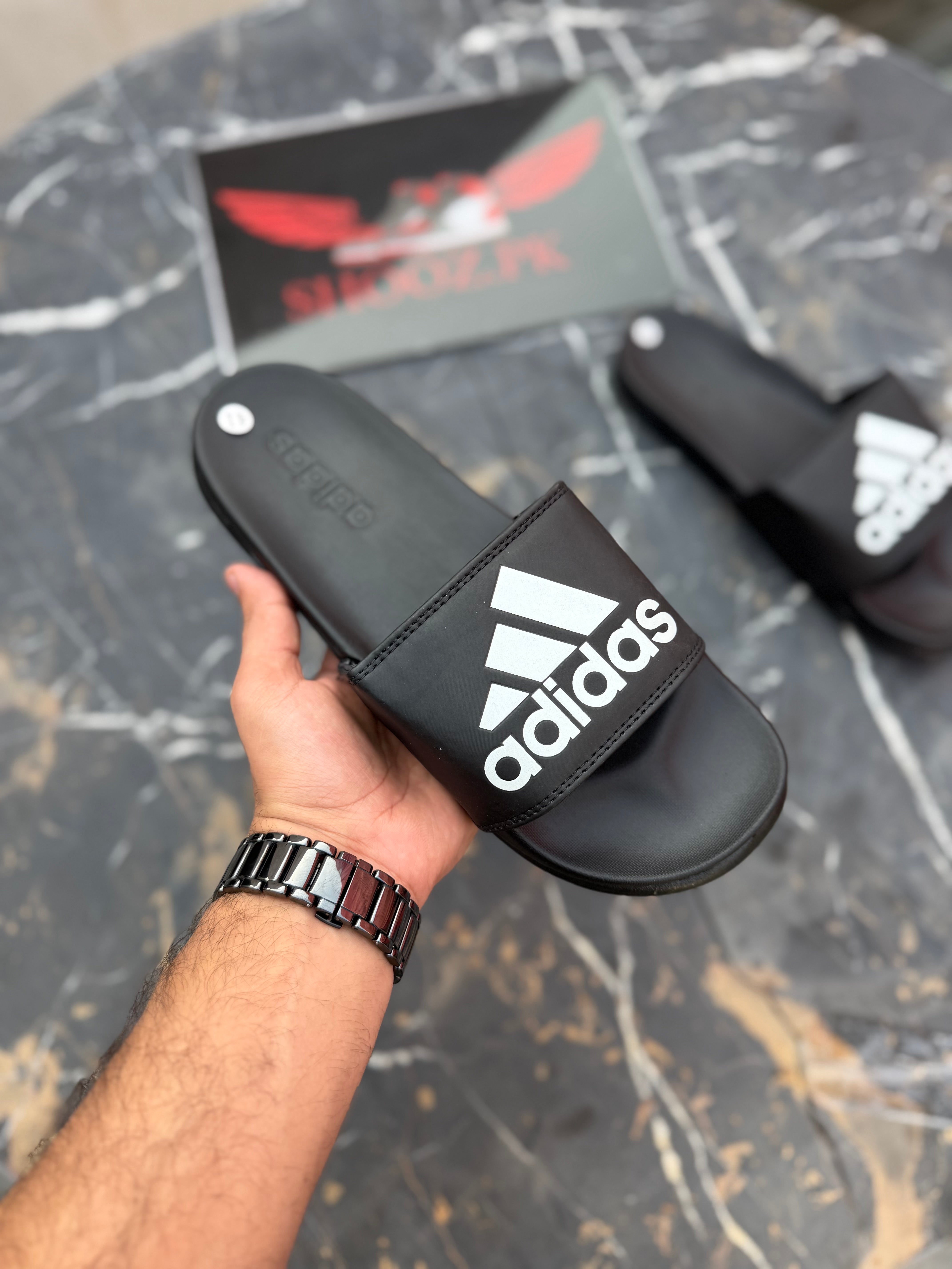 AD comfort slides Black White