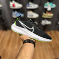 NK zoom vomero Black green