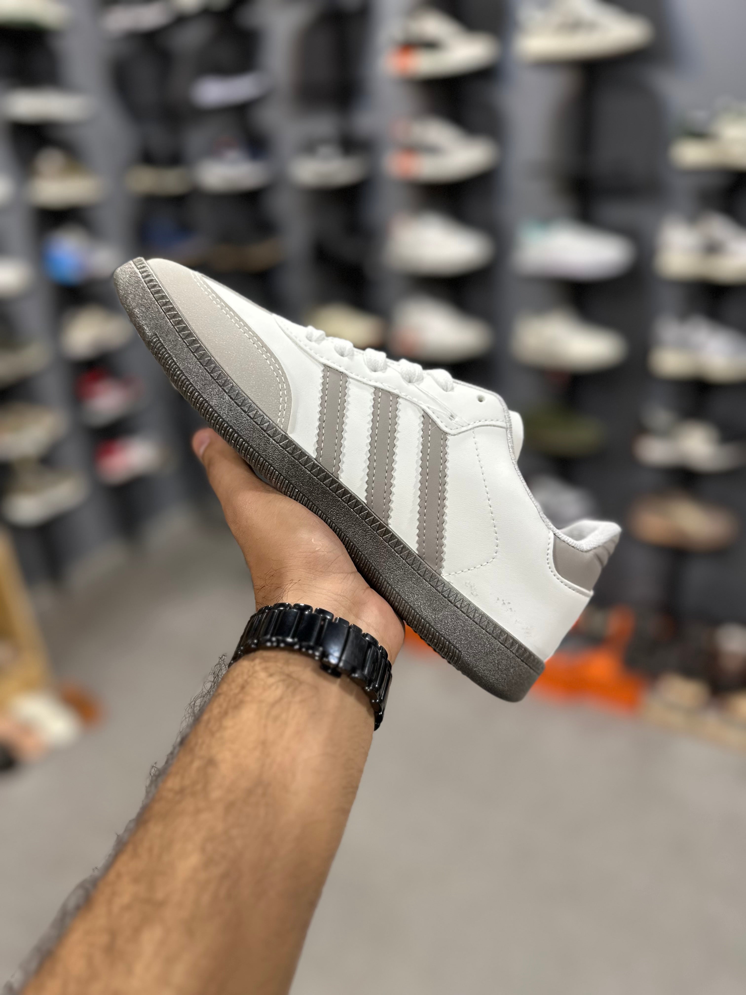 AD samba White Charcoal (EB)