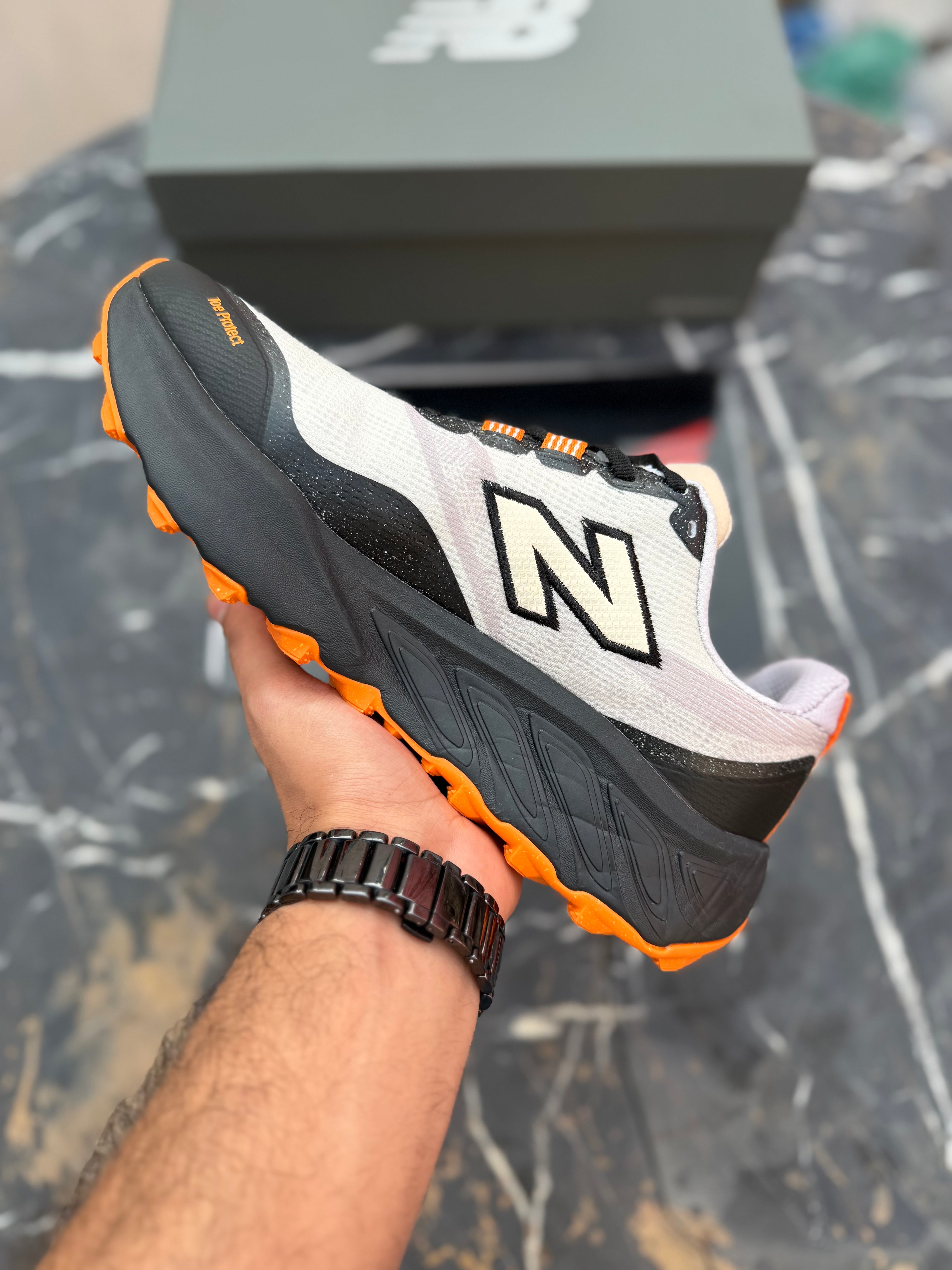 NB Fresh Foam X Hierro Trail V9 Angora Black