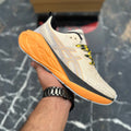 Asics Novablast 4 Natural