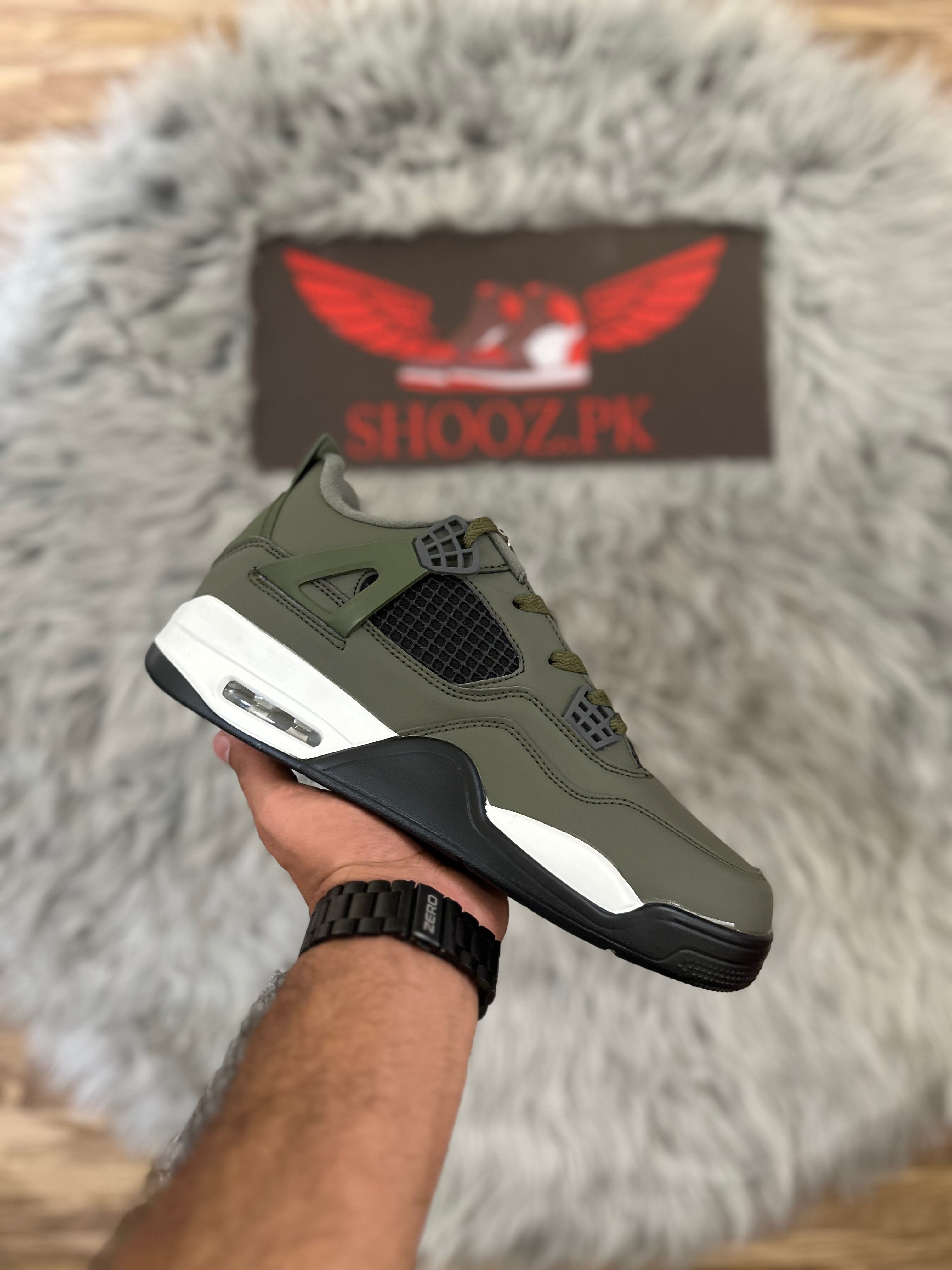 Aj 4 Olive