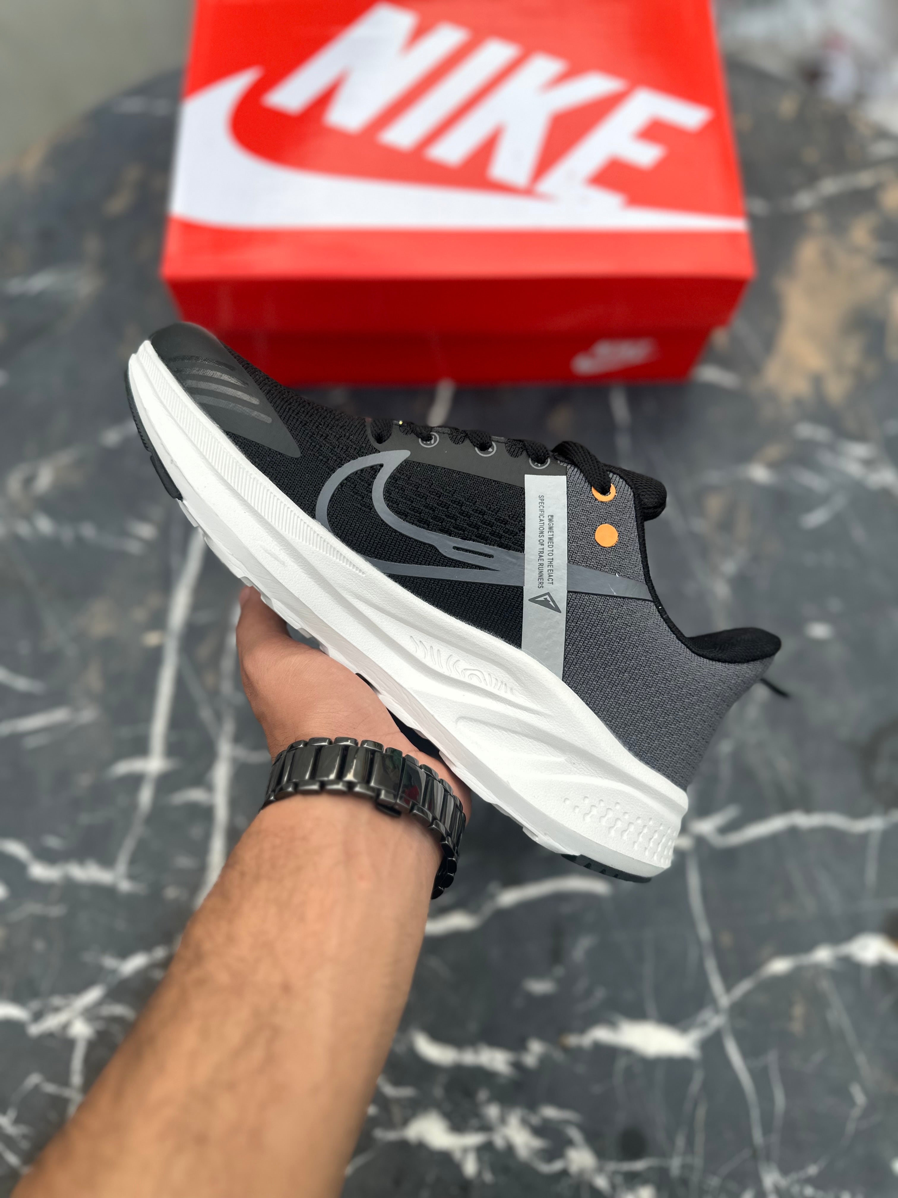 NK Trail Ash Black