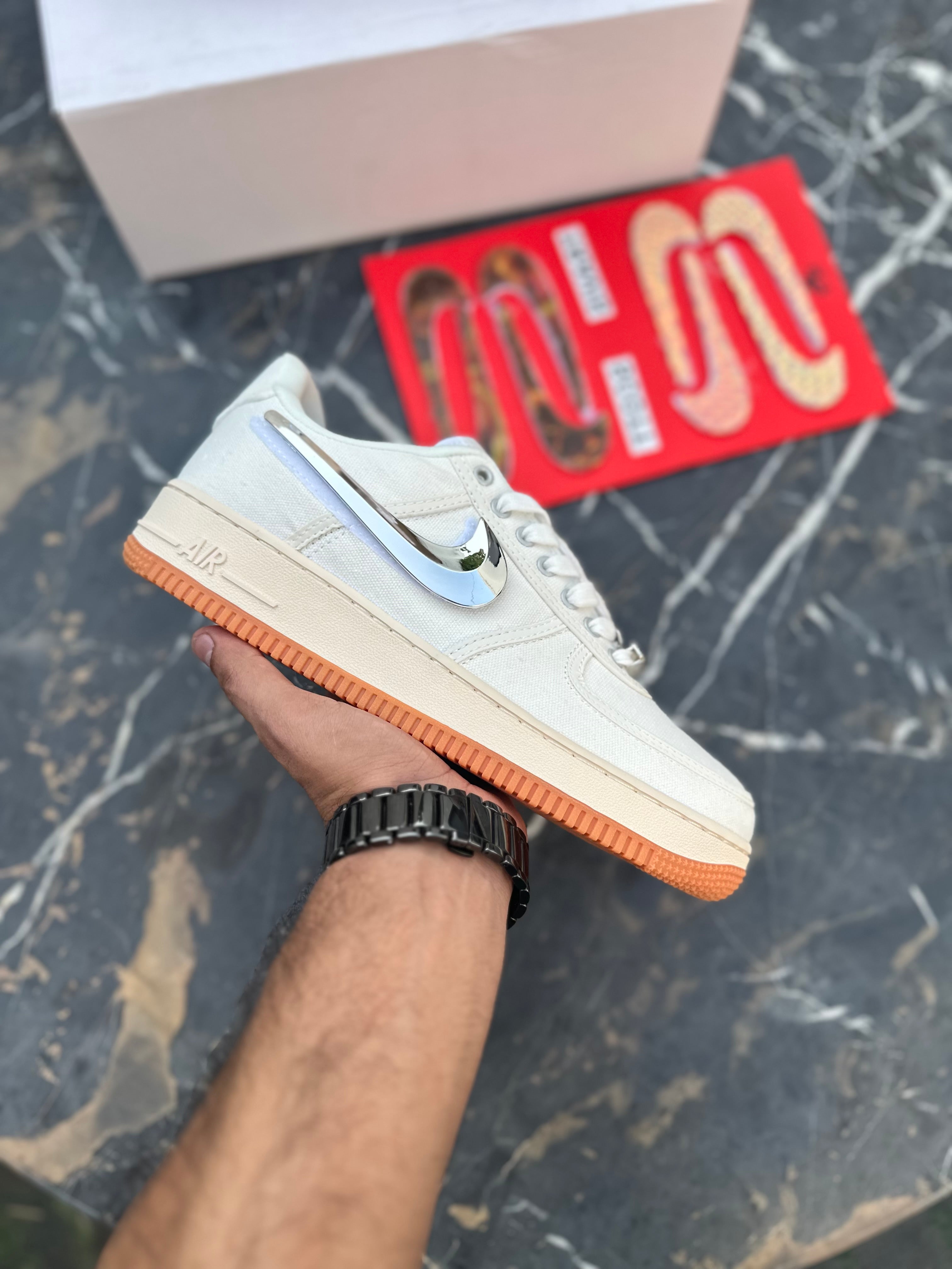 AF 1 x Traviss Scottt Low Sail