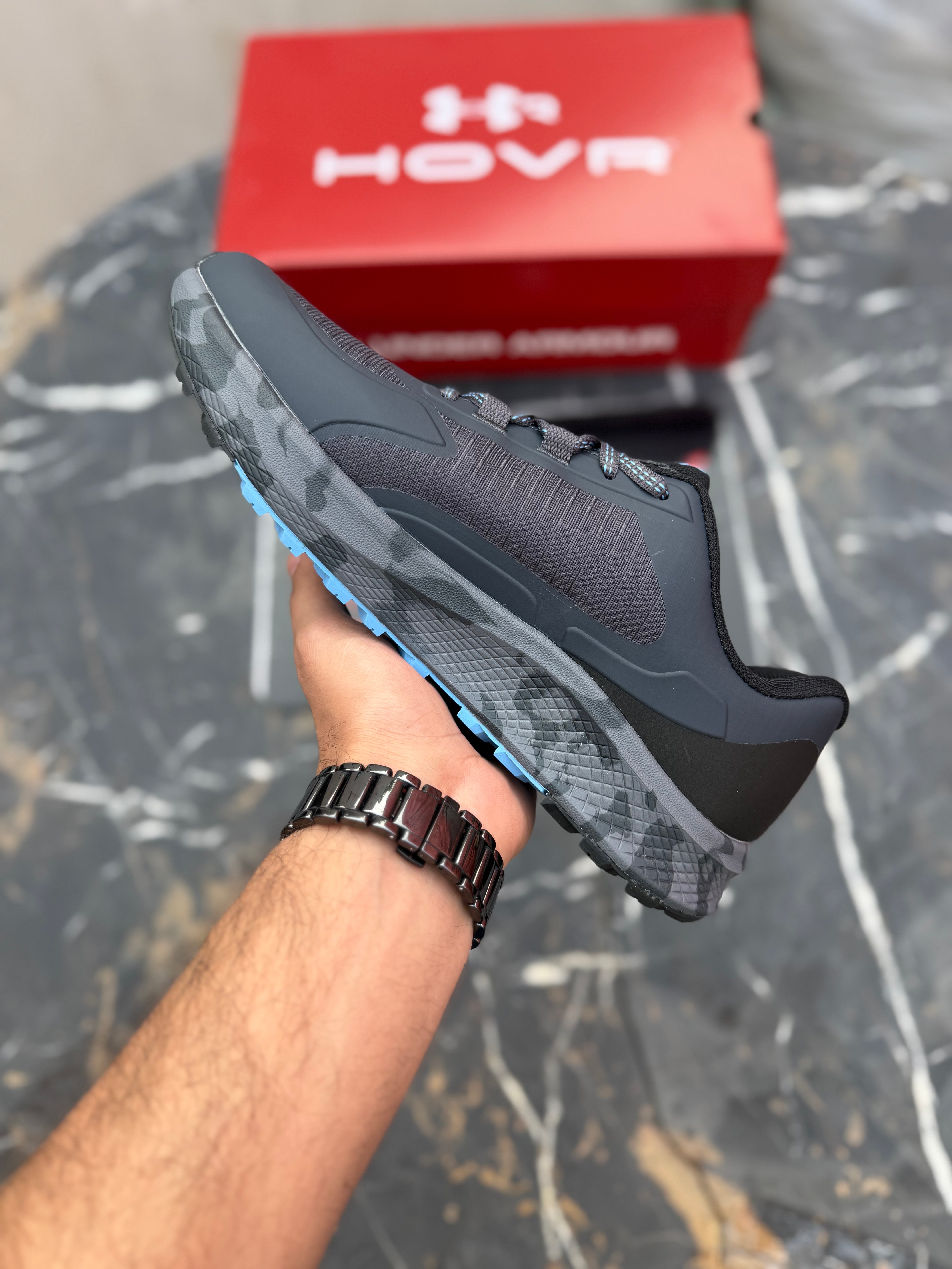 UA Charged TR 3 Electric Blue (Dot perfect)