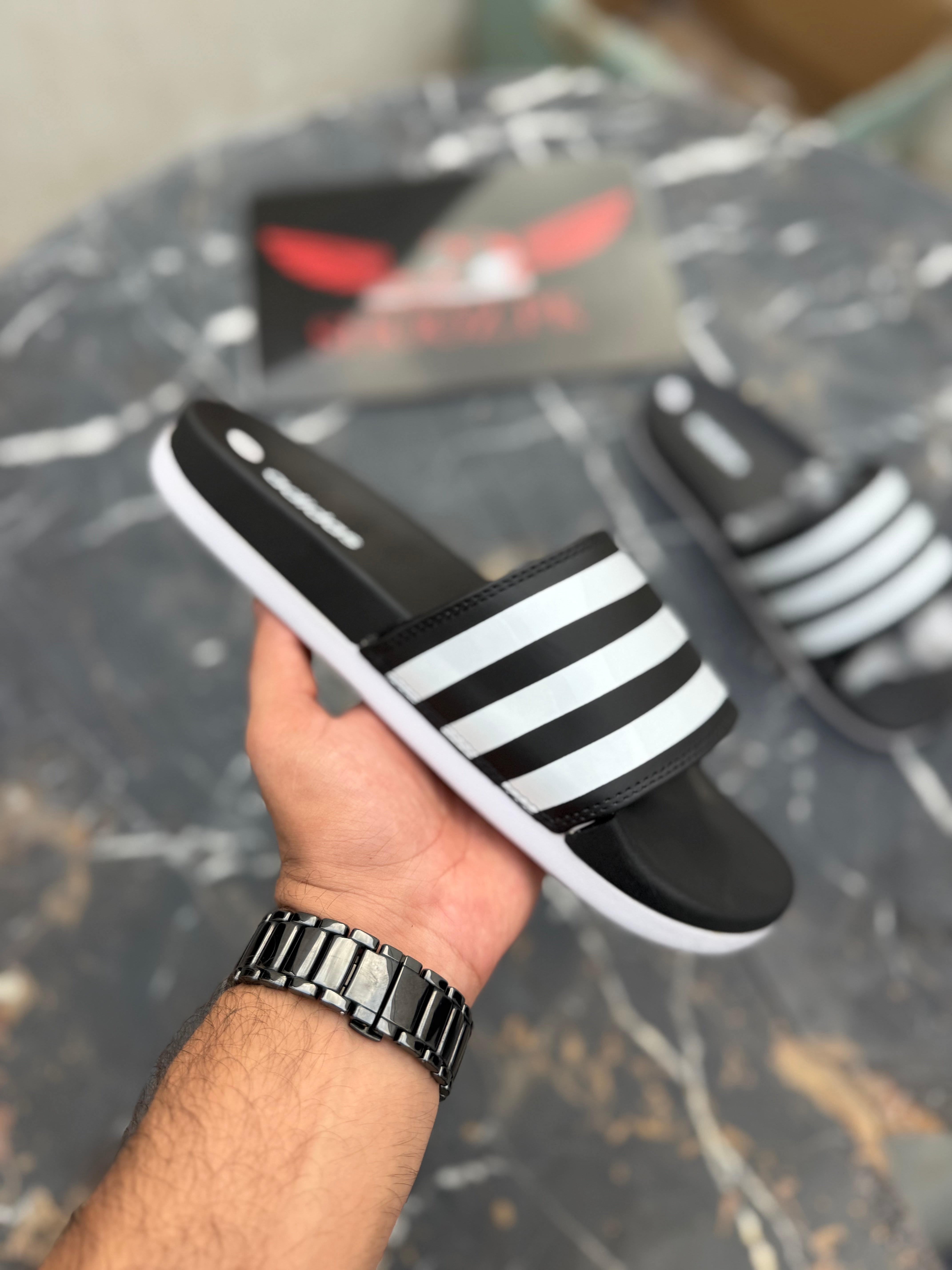 AD slides White Black (8805)