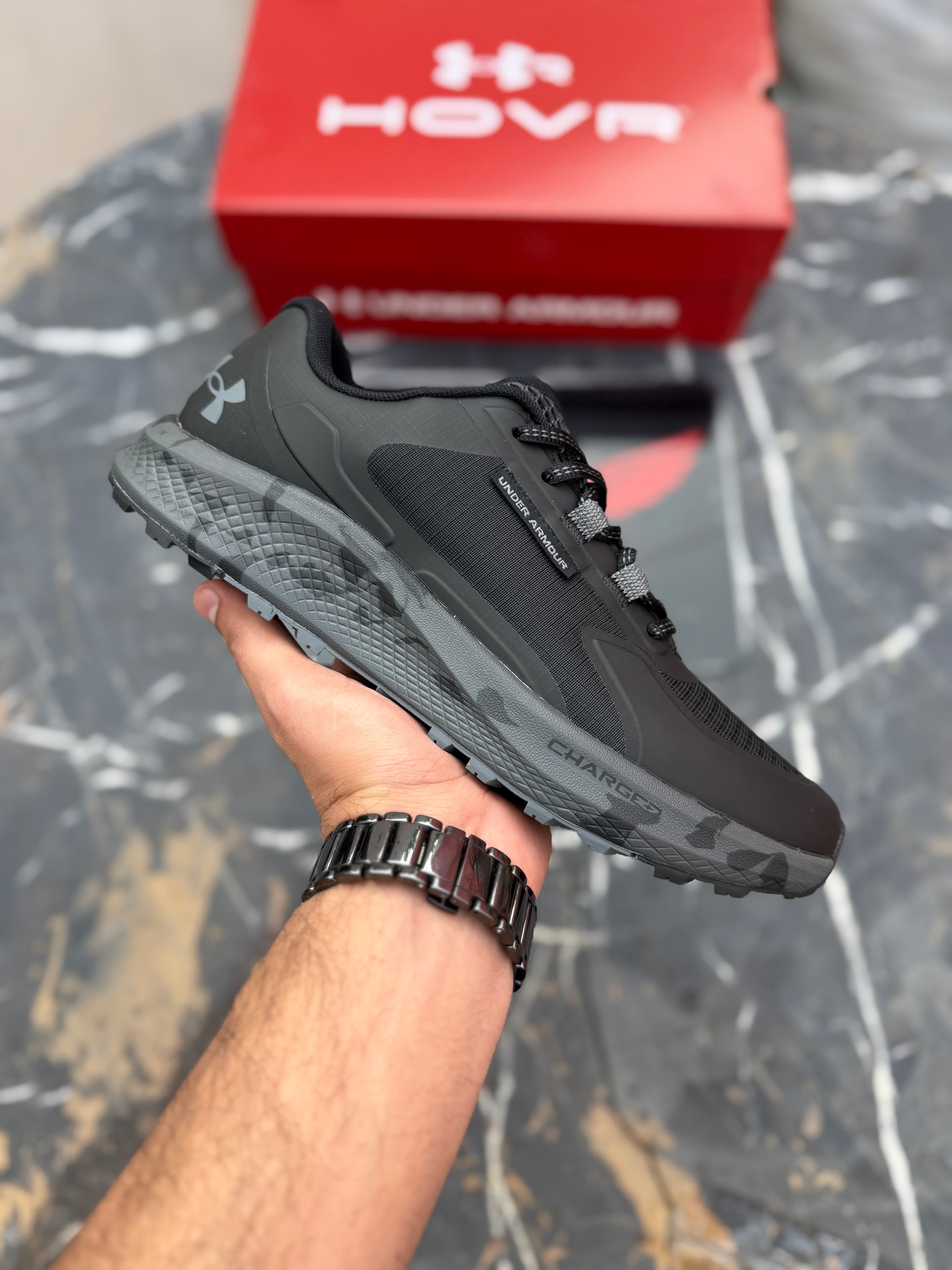 UA Charged TR 3 Black (Dot perfect)