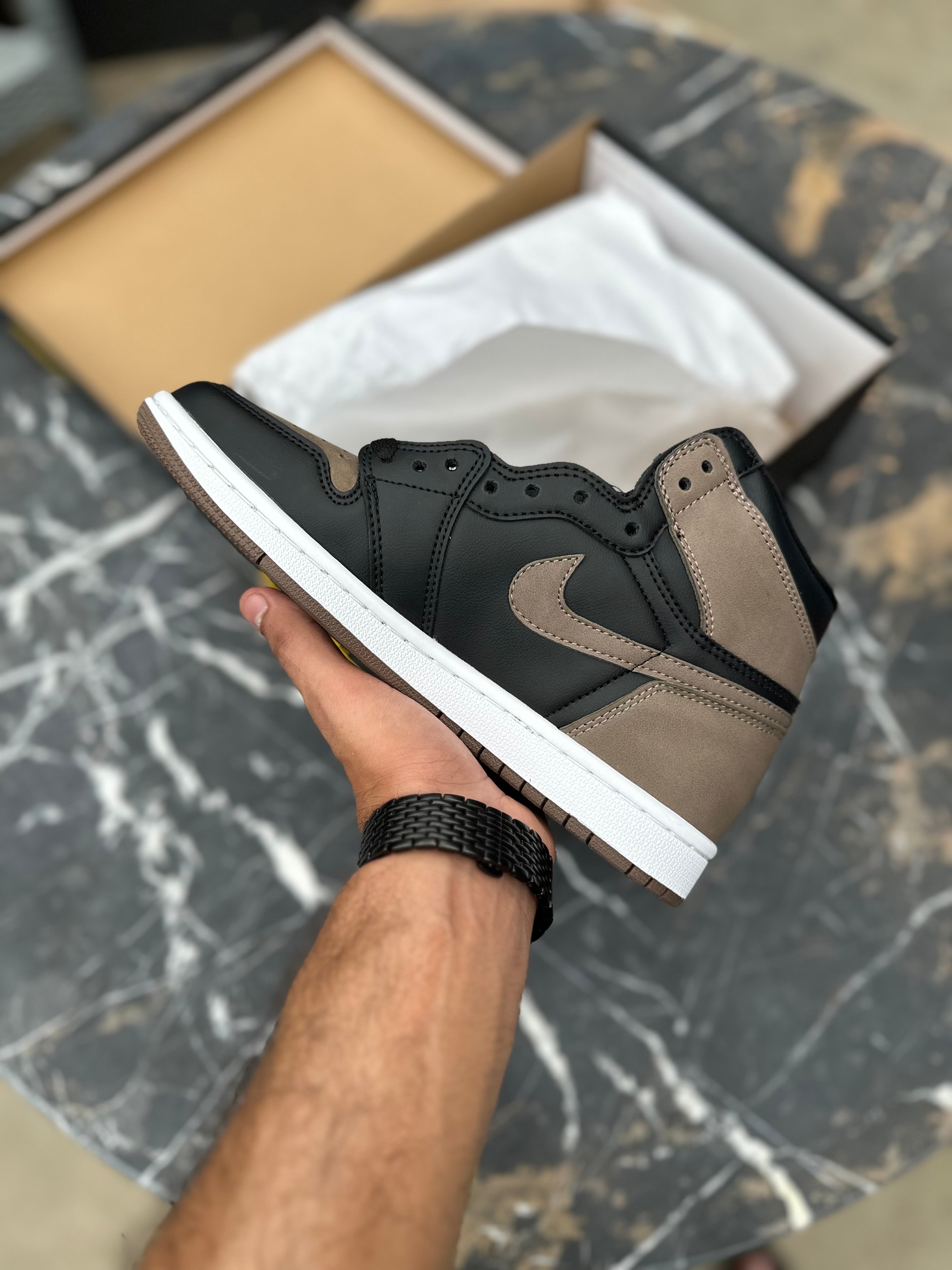 Aj 1 Palmino (1:1 batch)