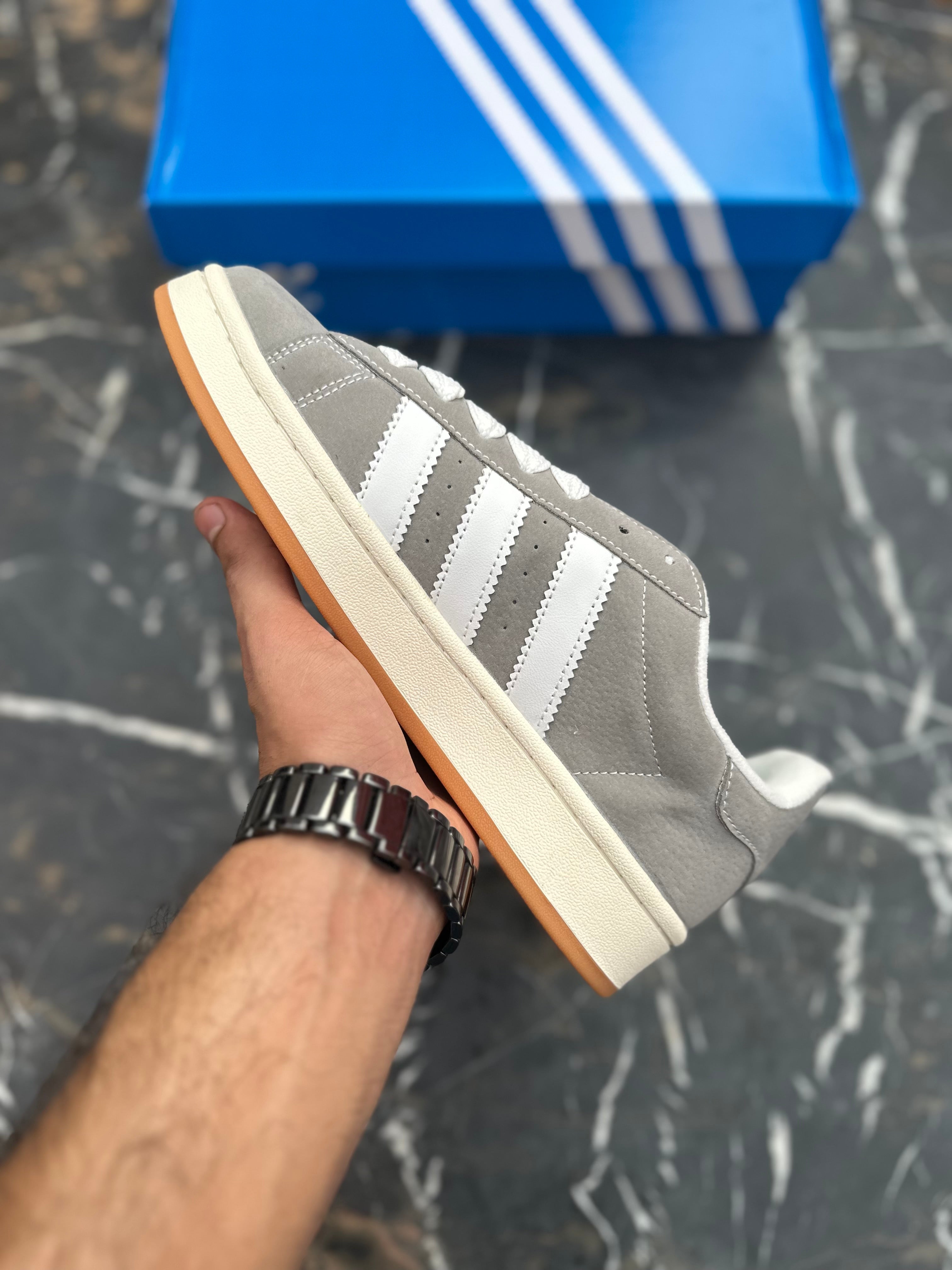 AD Campus Grey gum 1:1 batch