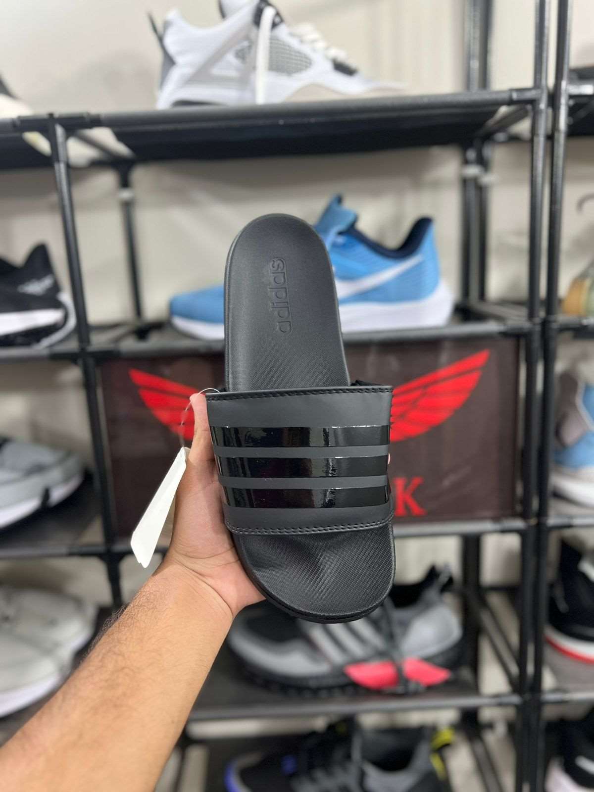 AD slides All black